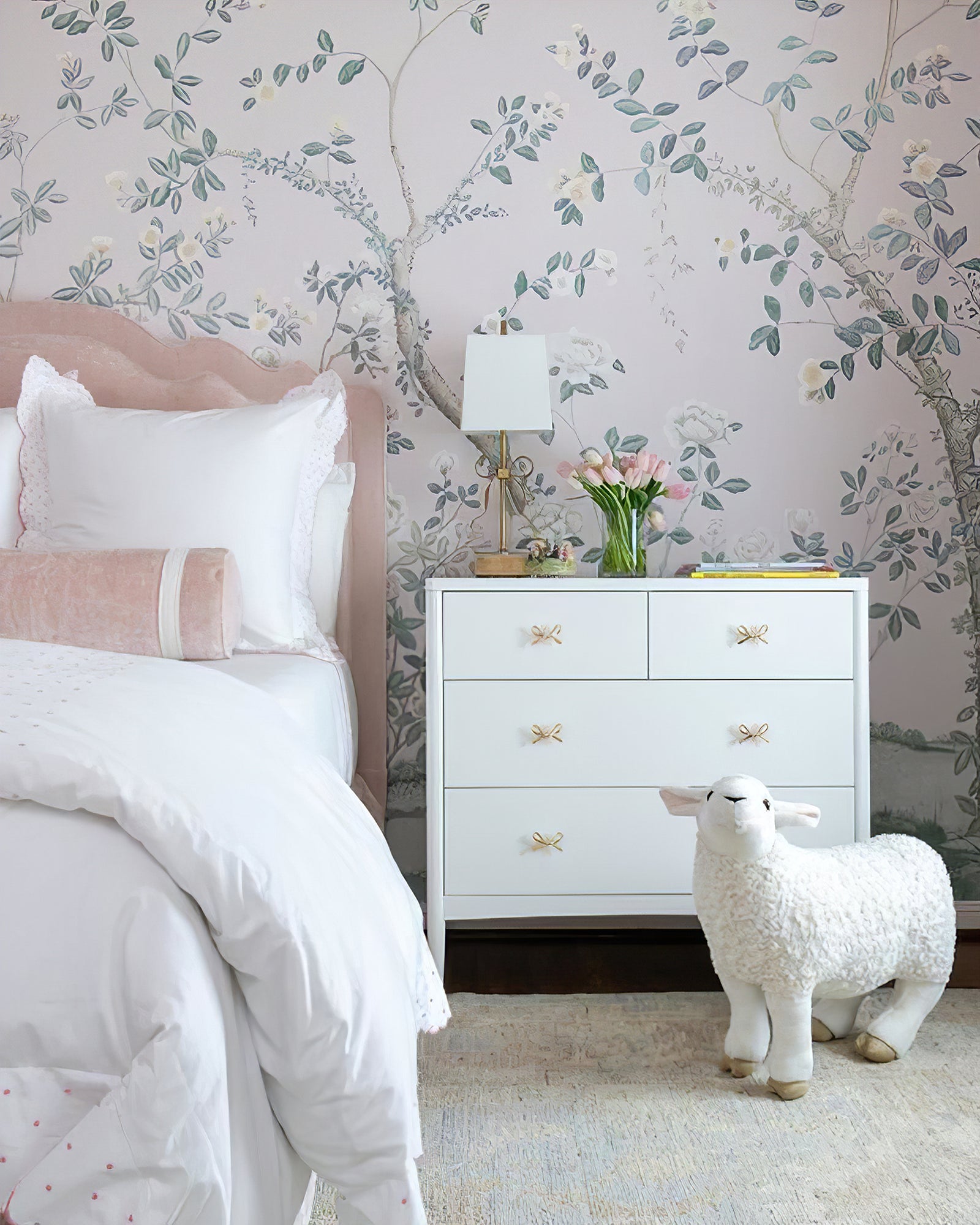 Ellery Butterfly Table Lamp - Cueteks