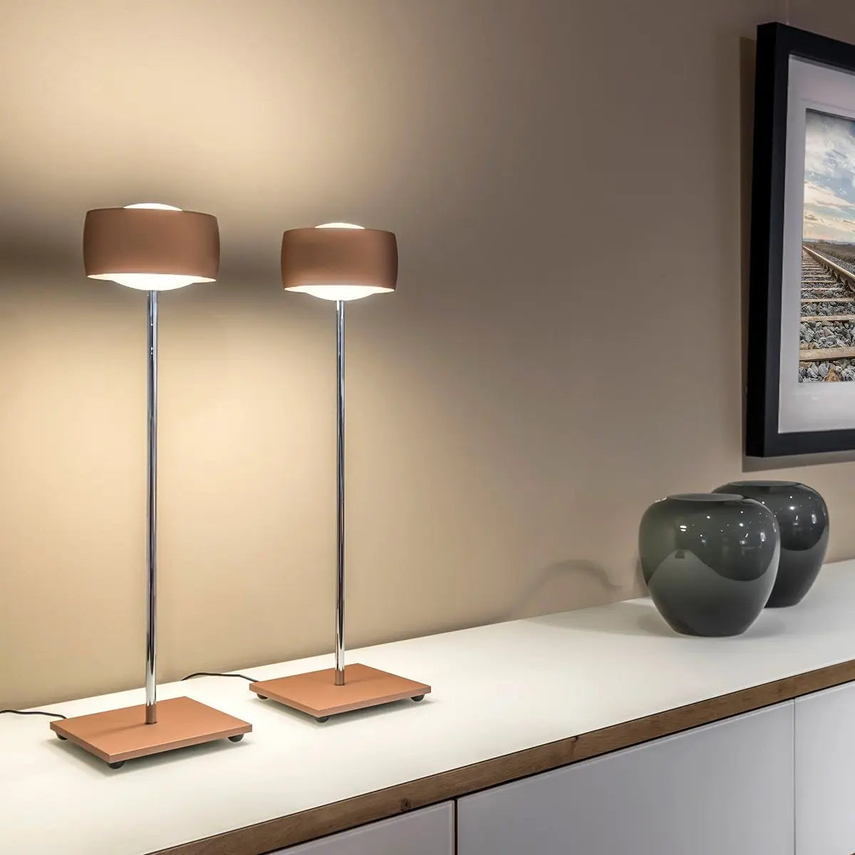 Minimalist Tall Stand Desk Lamp - Cueteks