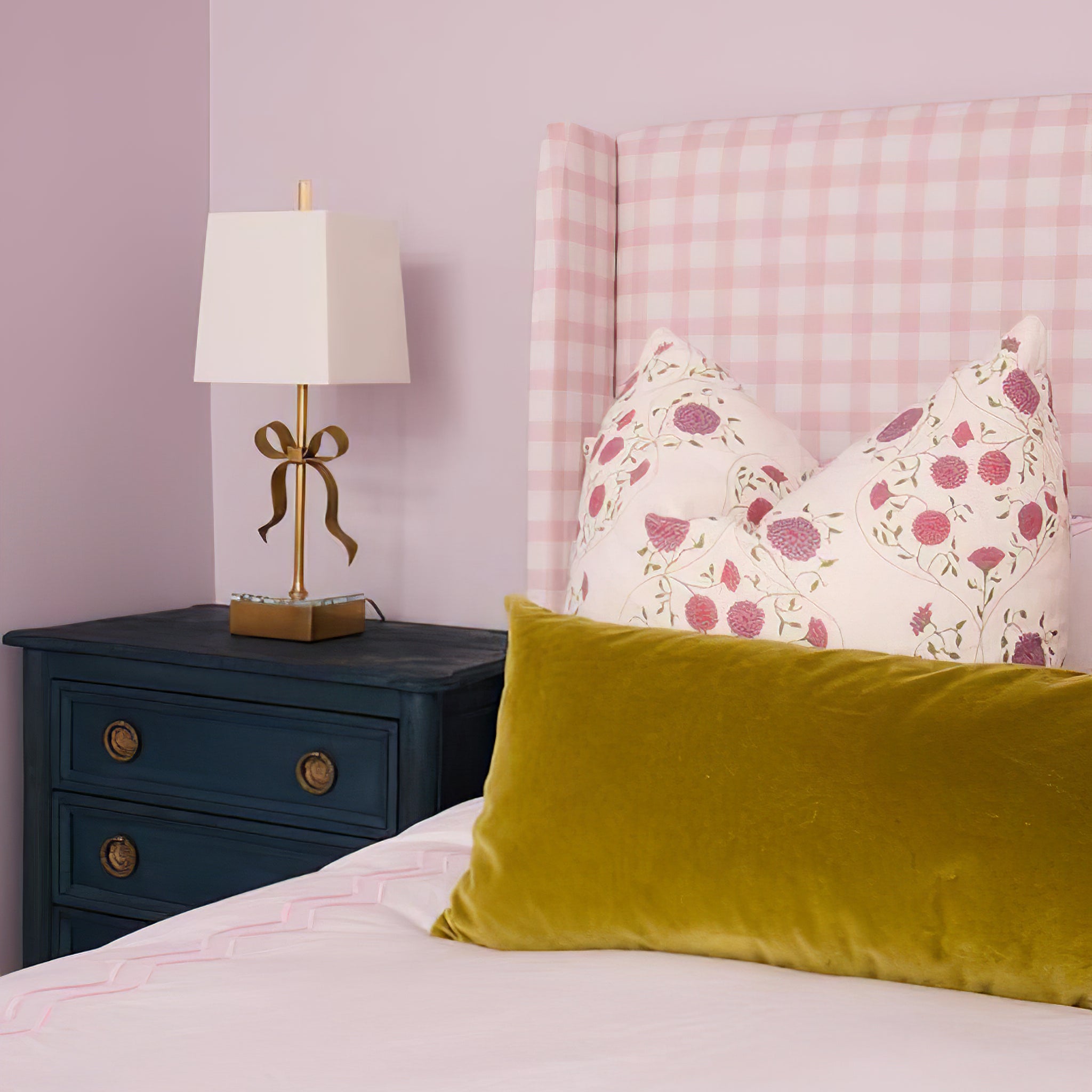 Ellery Butterfly Table Lamp - Cueteks