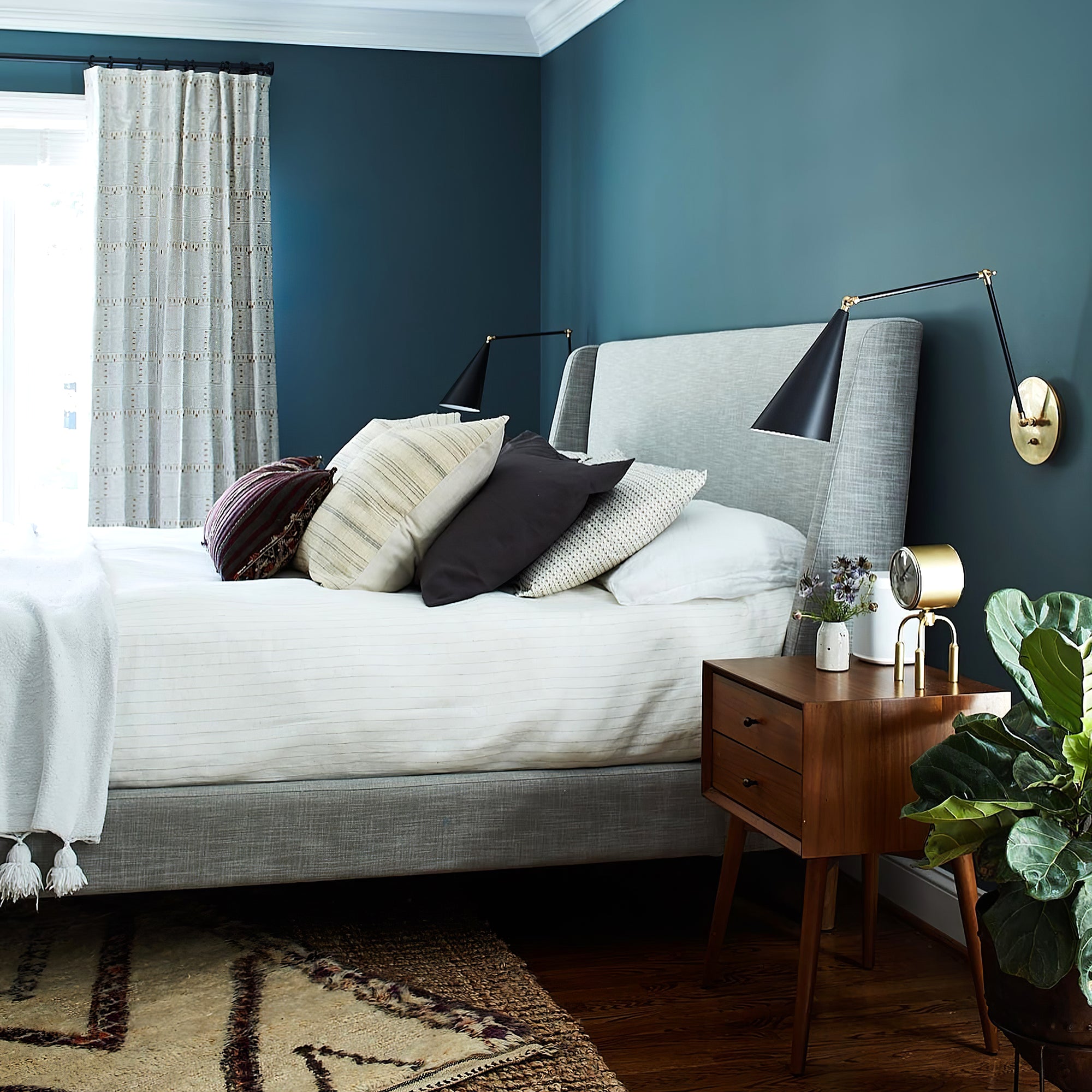 Clemente Double Arm Wall Lamp - Cueteks