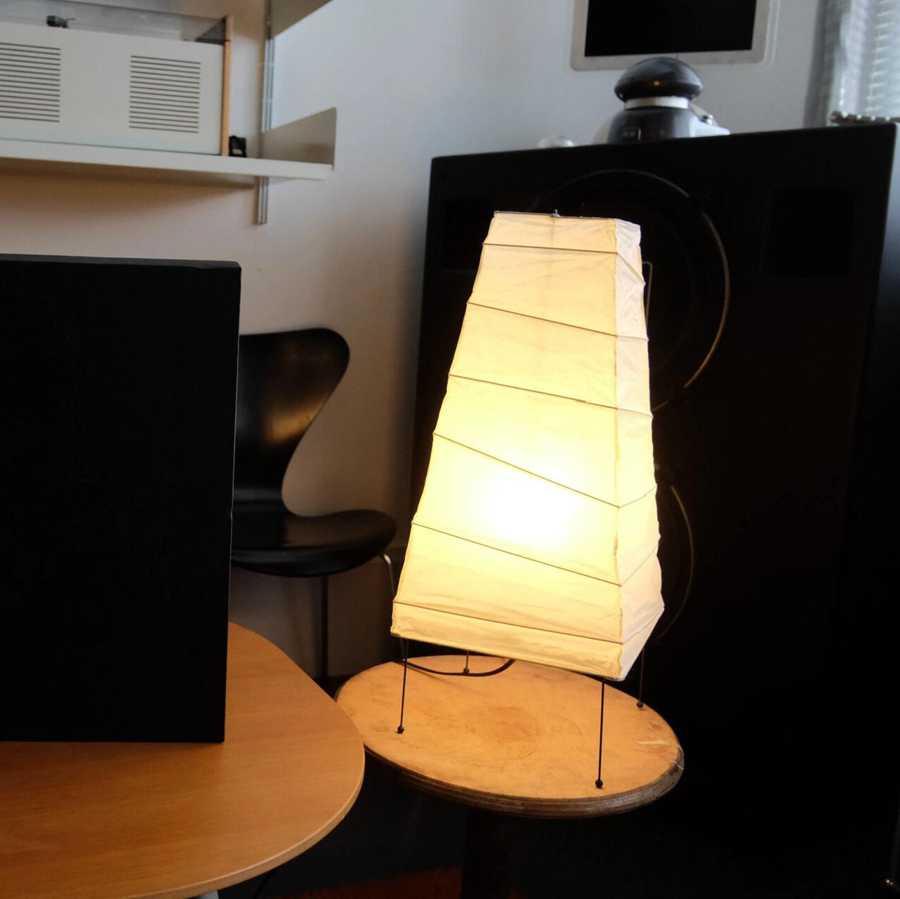 Akari 4N Table Lamp - Cueteks