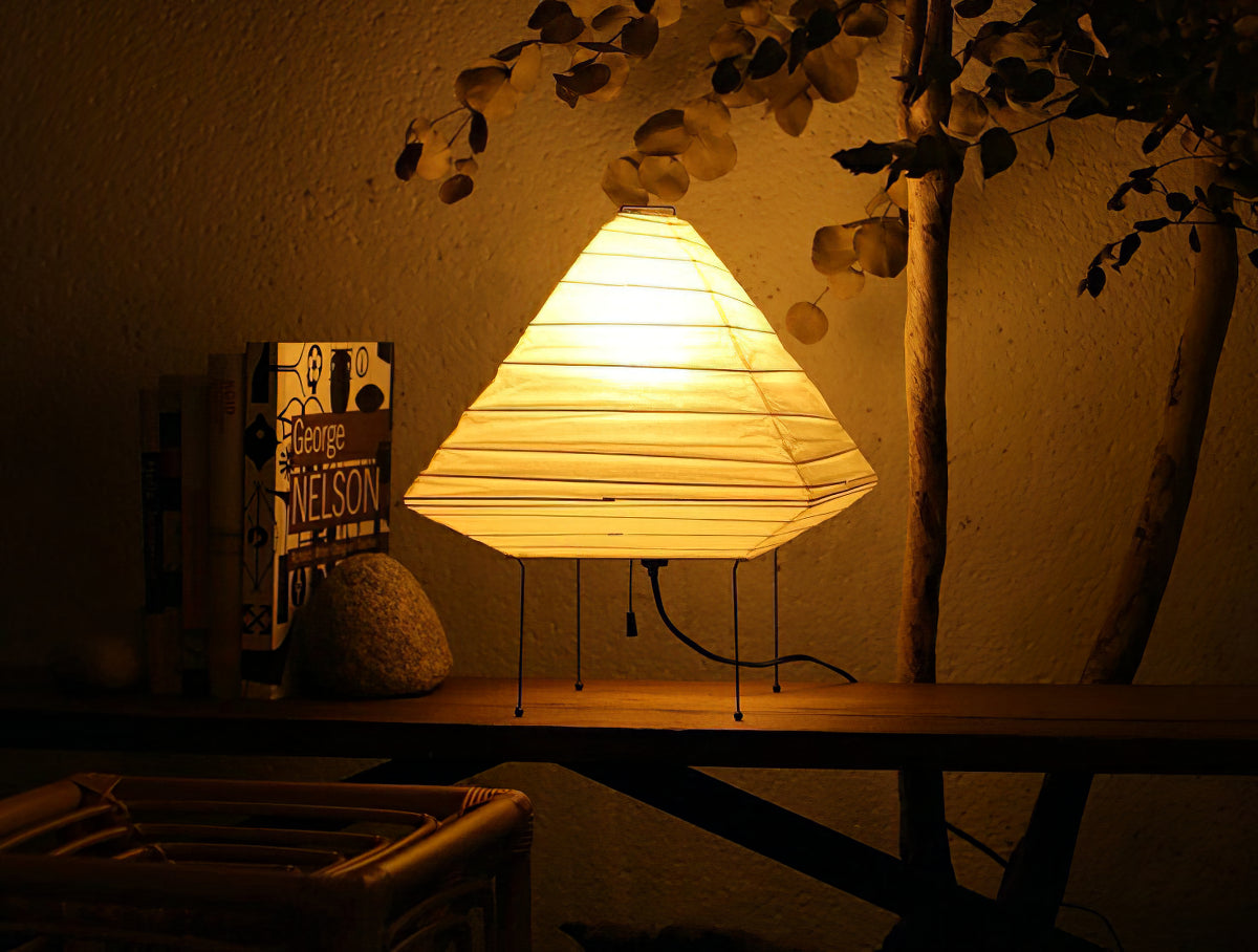 Akari 5X Table Lamp - Cueteks