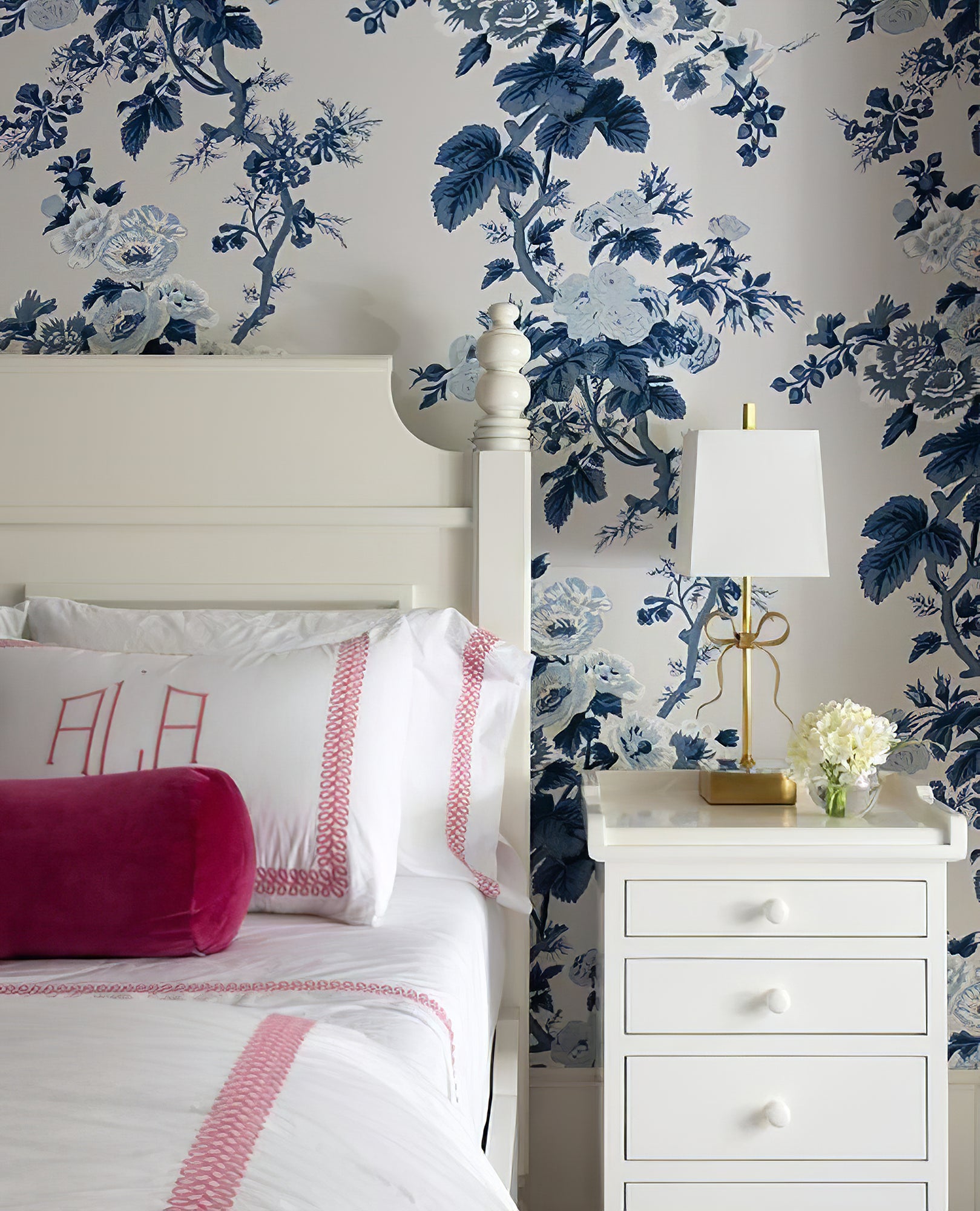 Ellery Butterfly Table Lamp - Cueteks