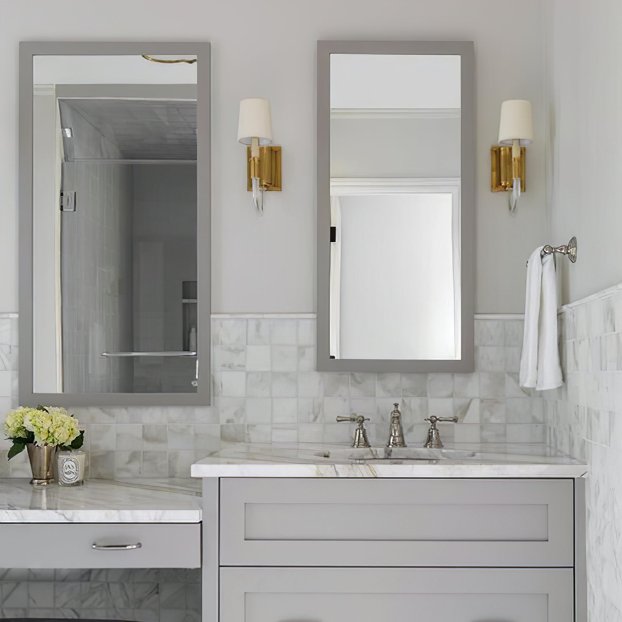 Vivian Single Wall Light - Cueteks
