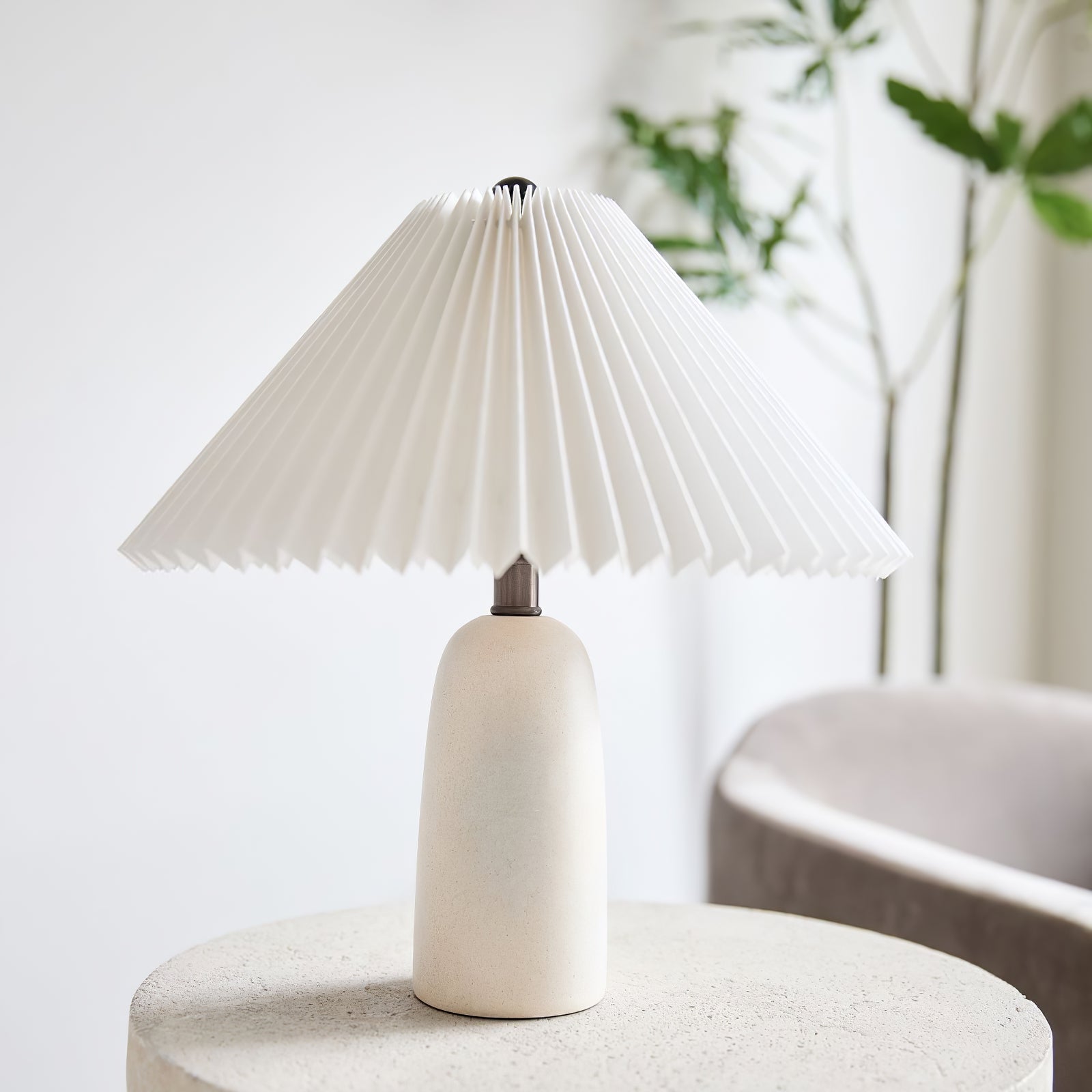 Louis Minimalist Cone Base Table Lamp - Cueteks