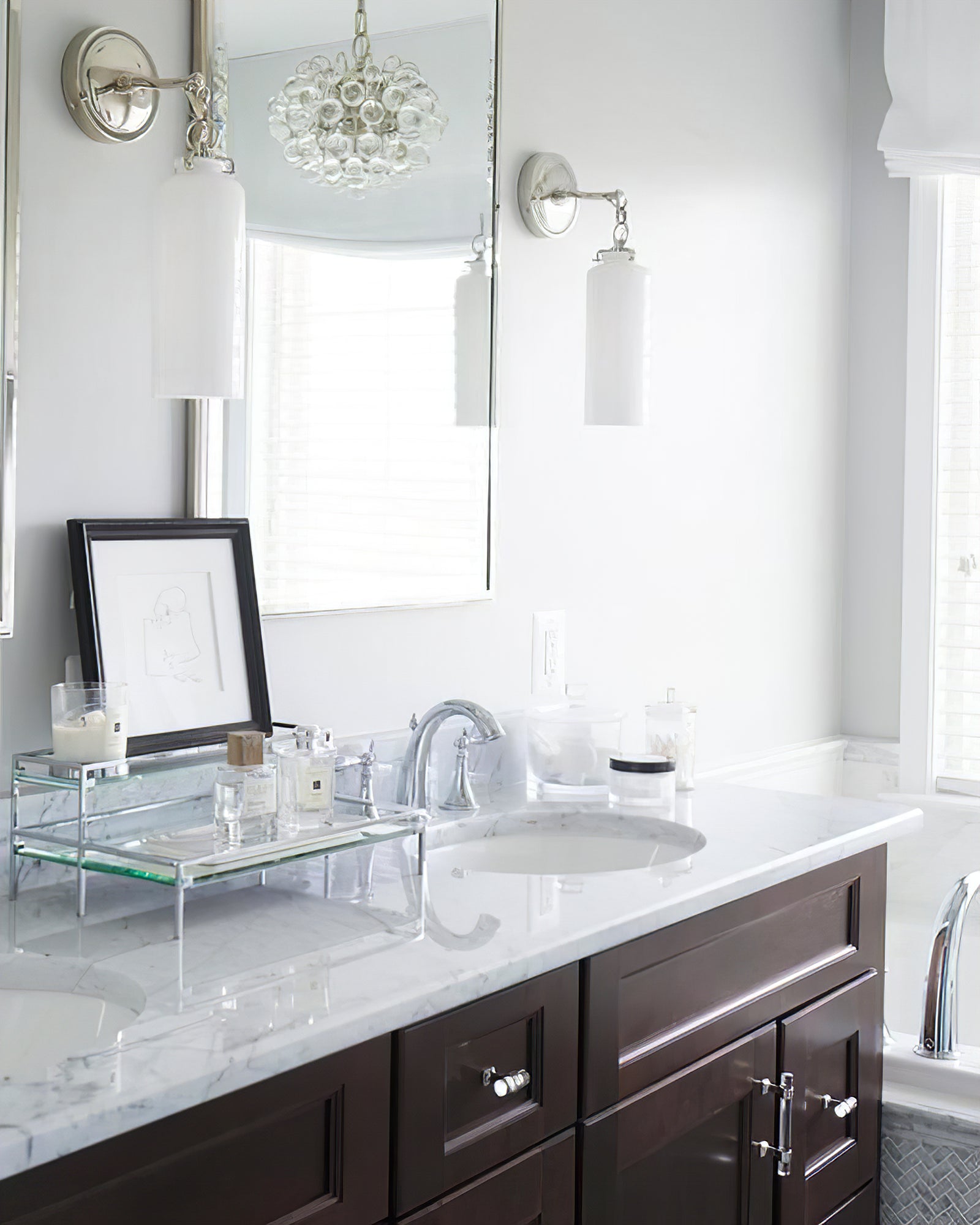 Bellvale Small Glass Chandelier - Cueteks