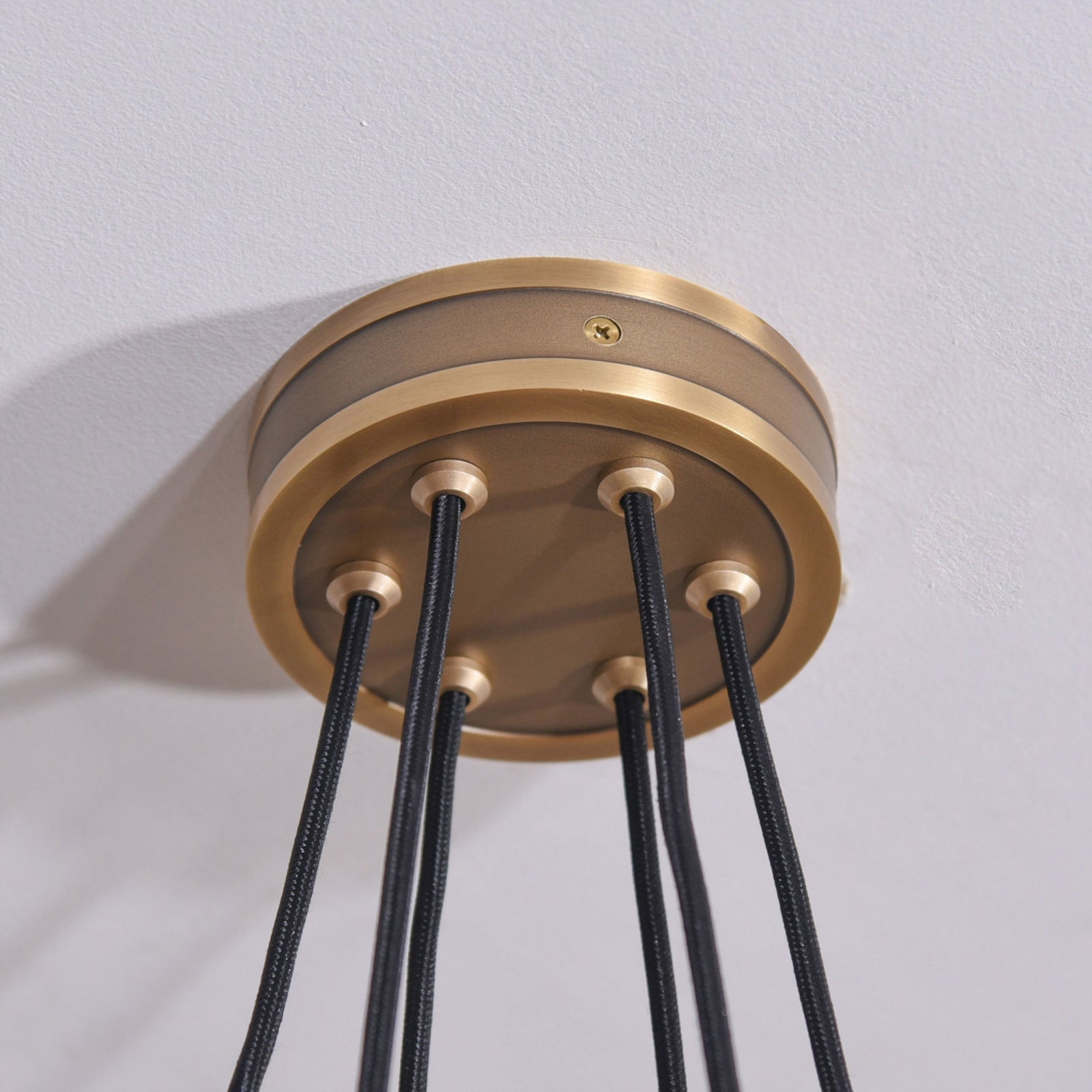 Montfaucon Round Chandelier - Cueteks