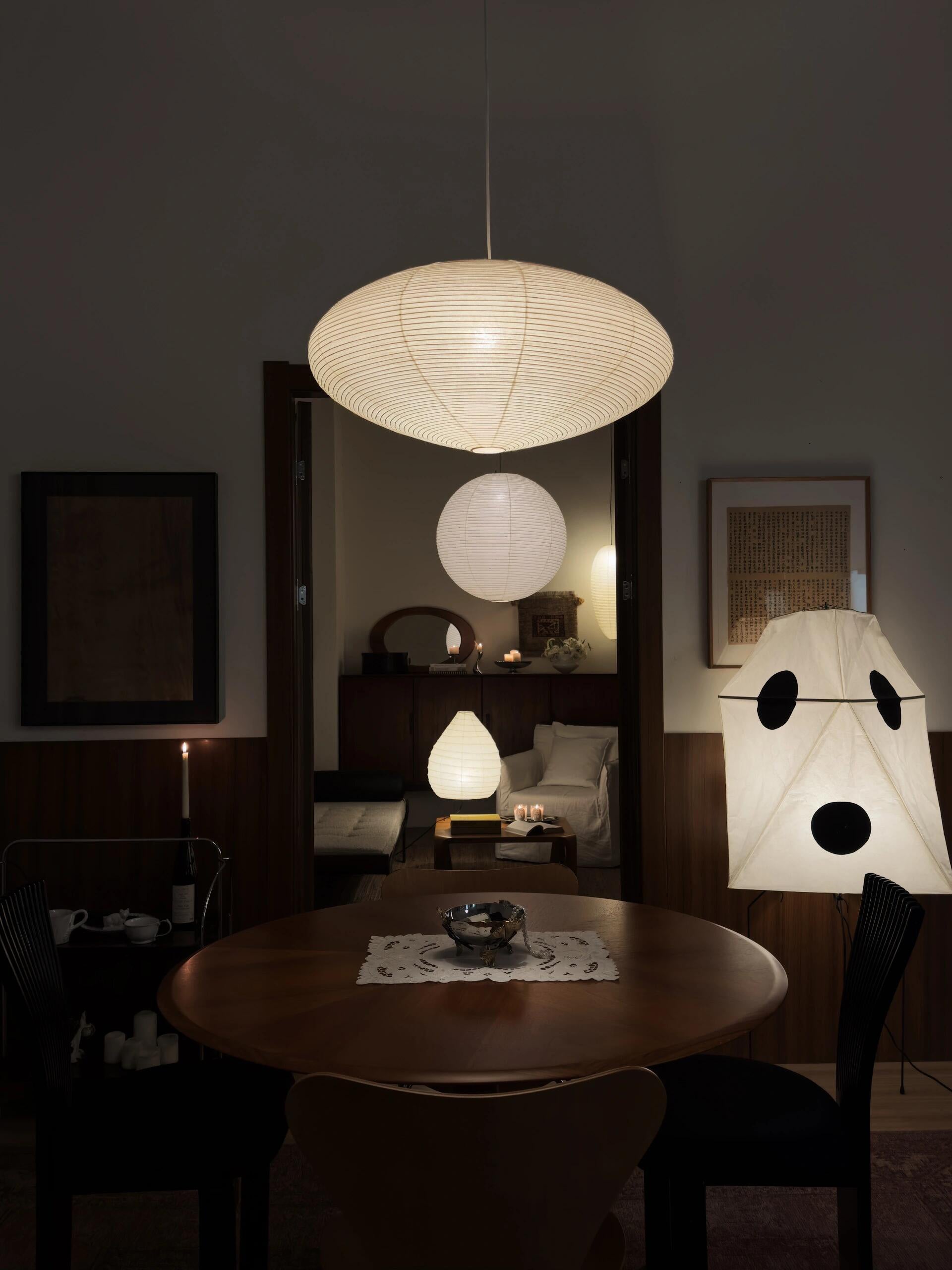 Akari UF3-Q Floor Lamp - Cueteks