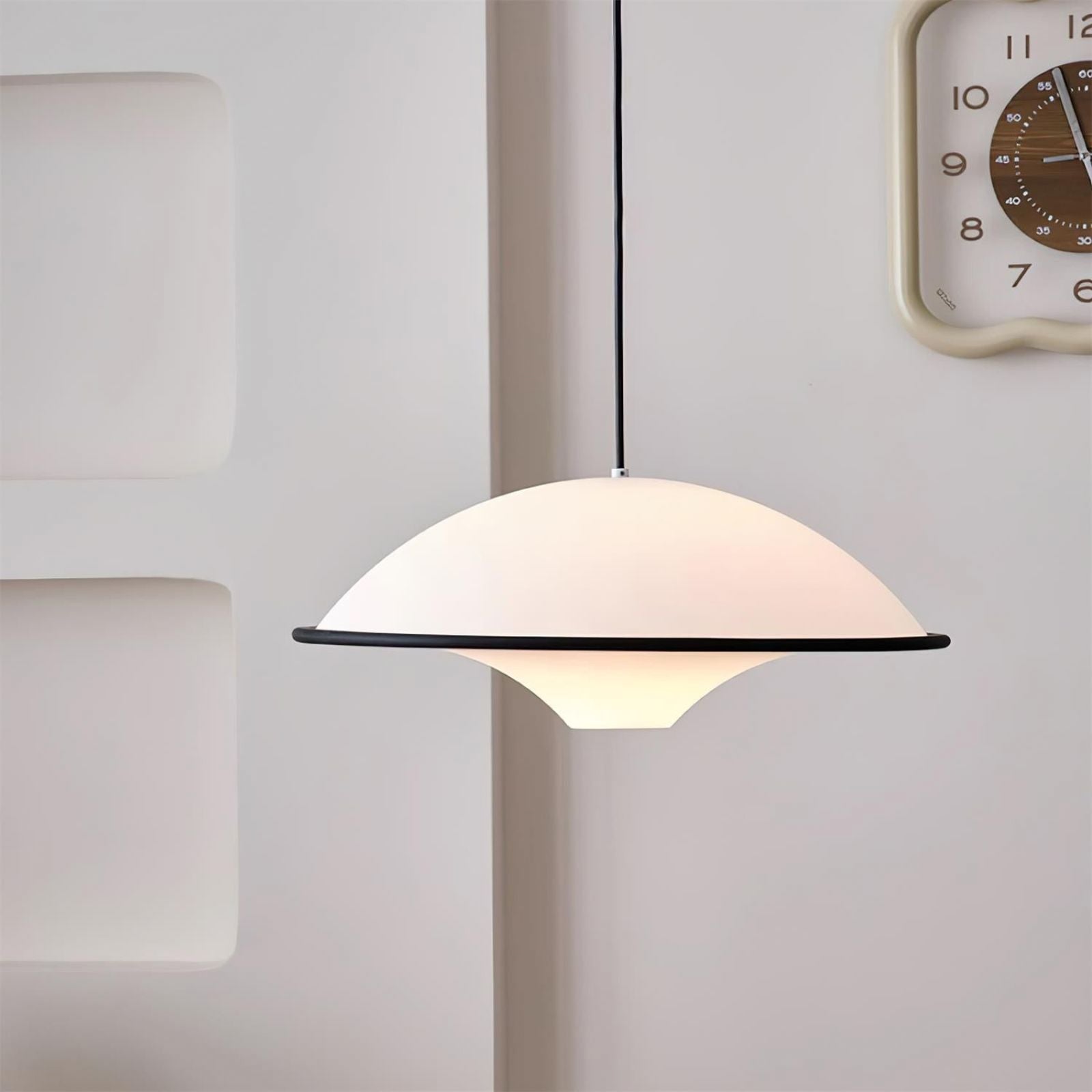 Acrylic Fontana Black Pendant Light - Cueteks