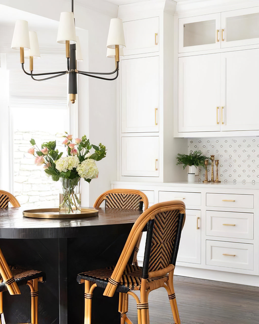 Farlane Small Chandelier - Cueteks