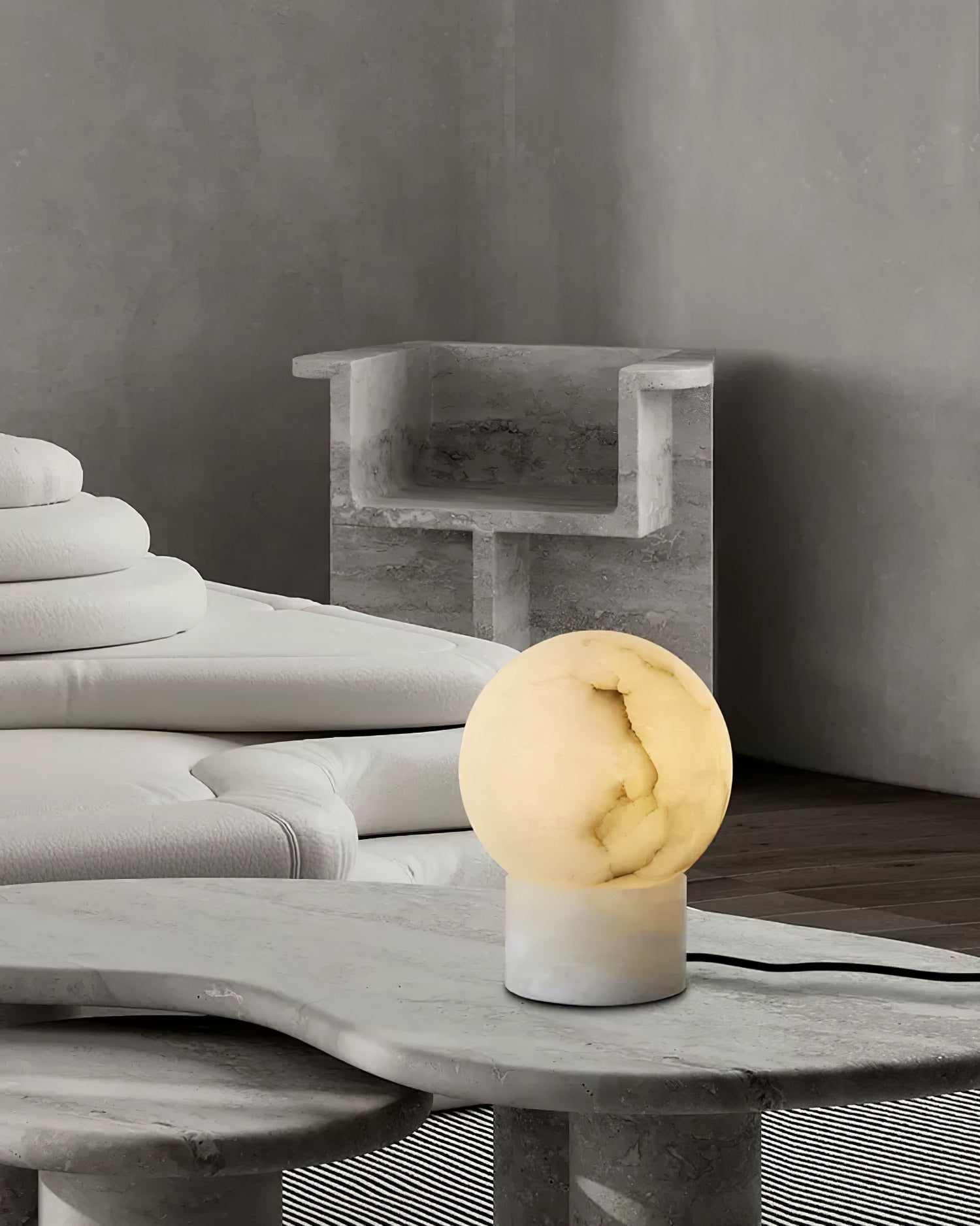 Globe Alabaster Table Lamp - Cueteks