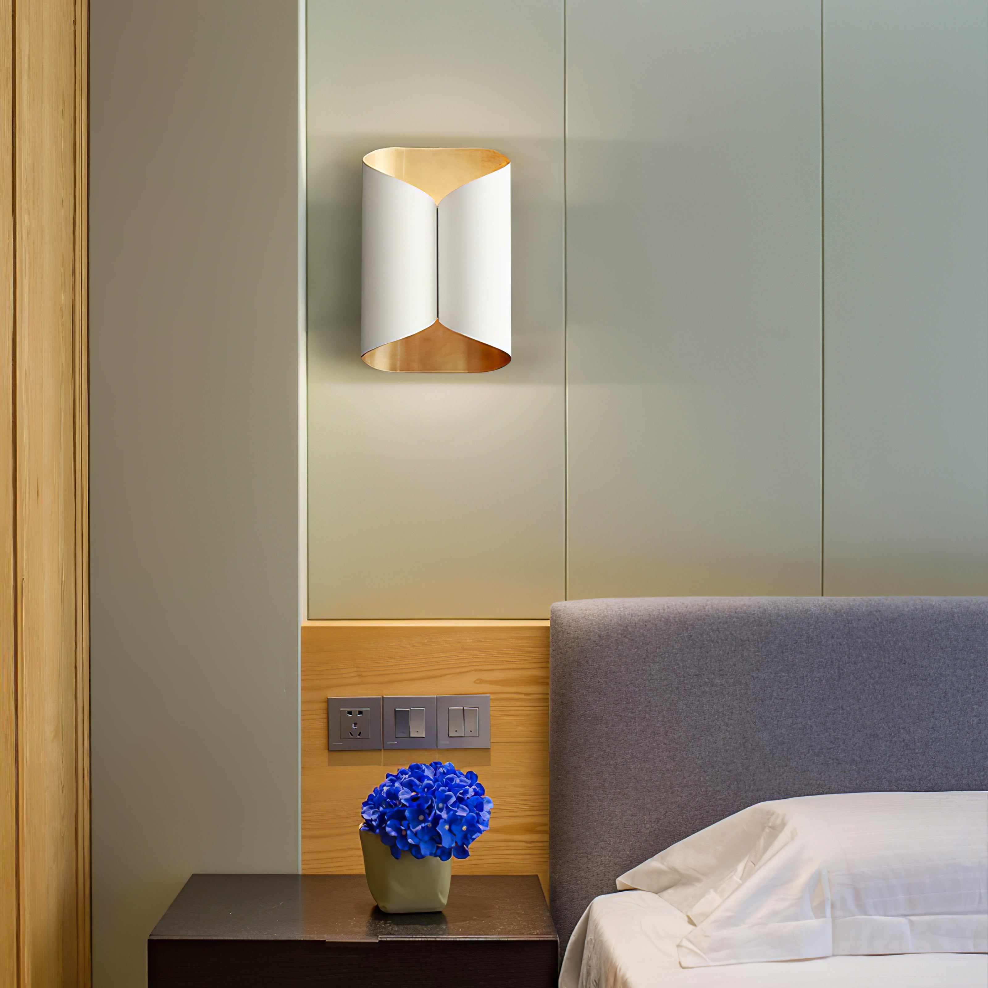 Selfoss Wall Light - Cueteks