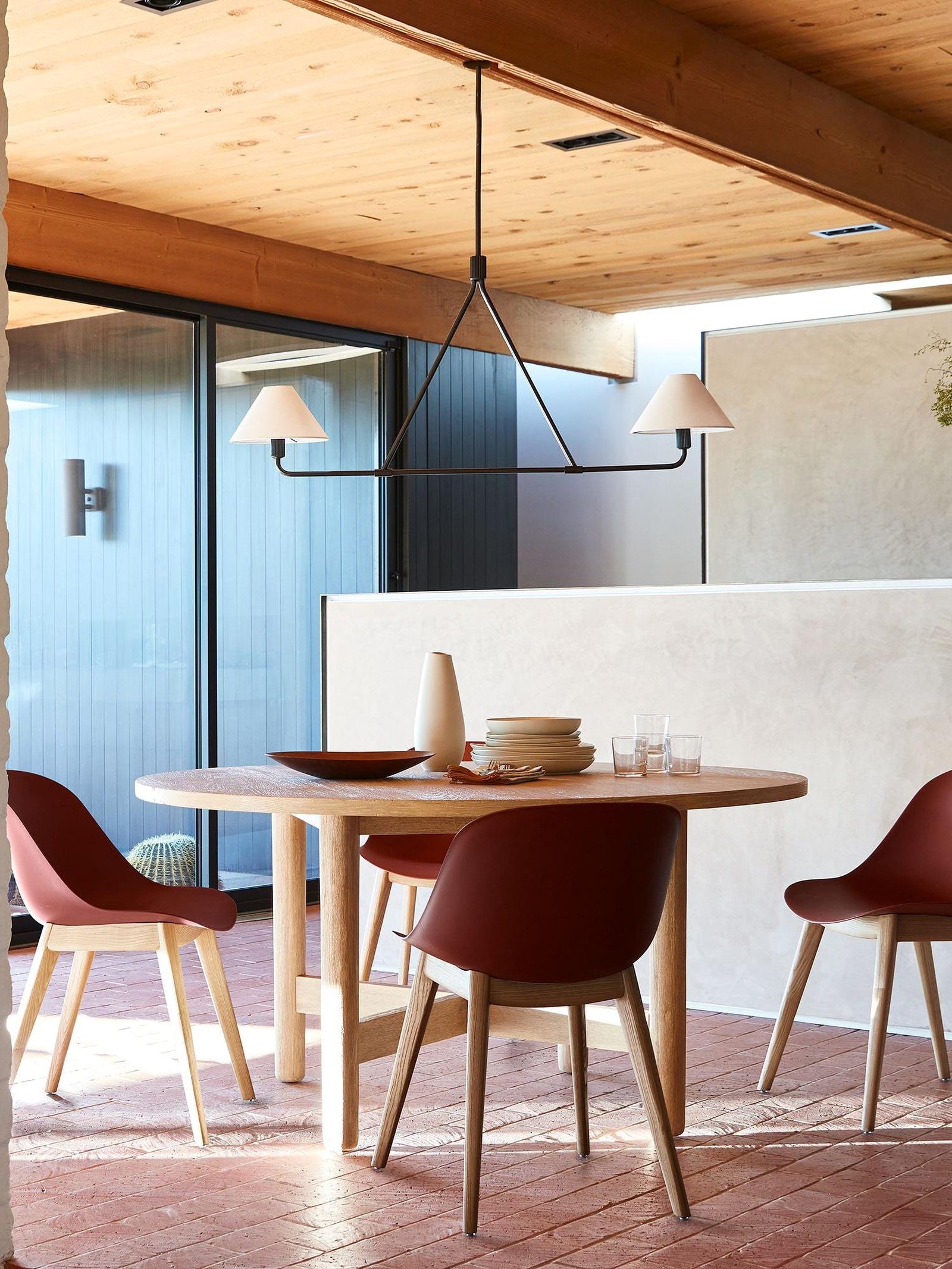 Black Beatrix Chandelier - Cueteks