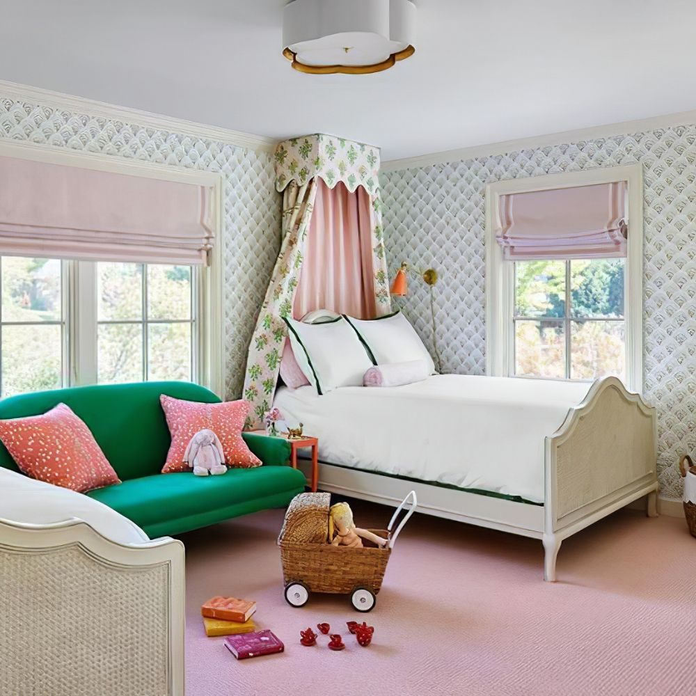 Scalloped Gold Trim Ceiling Light - Cueteks