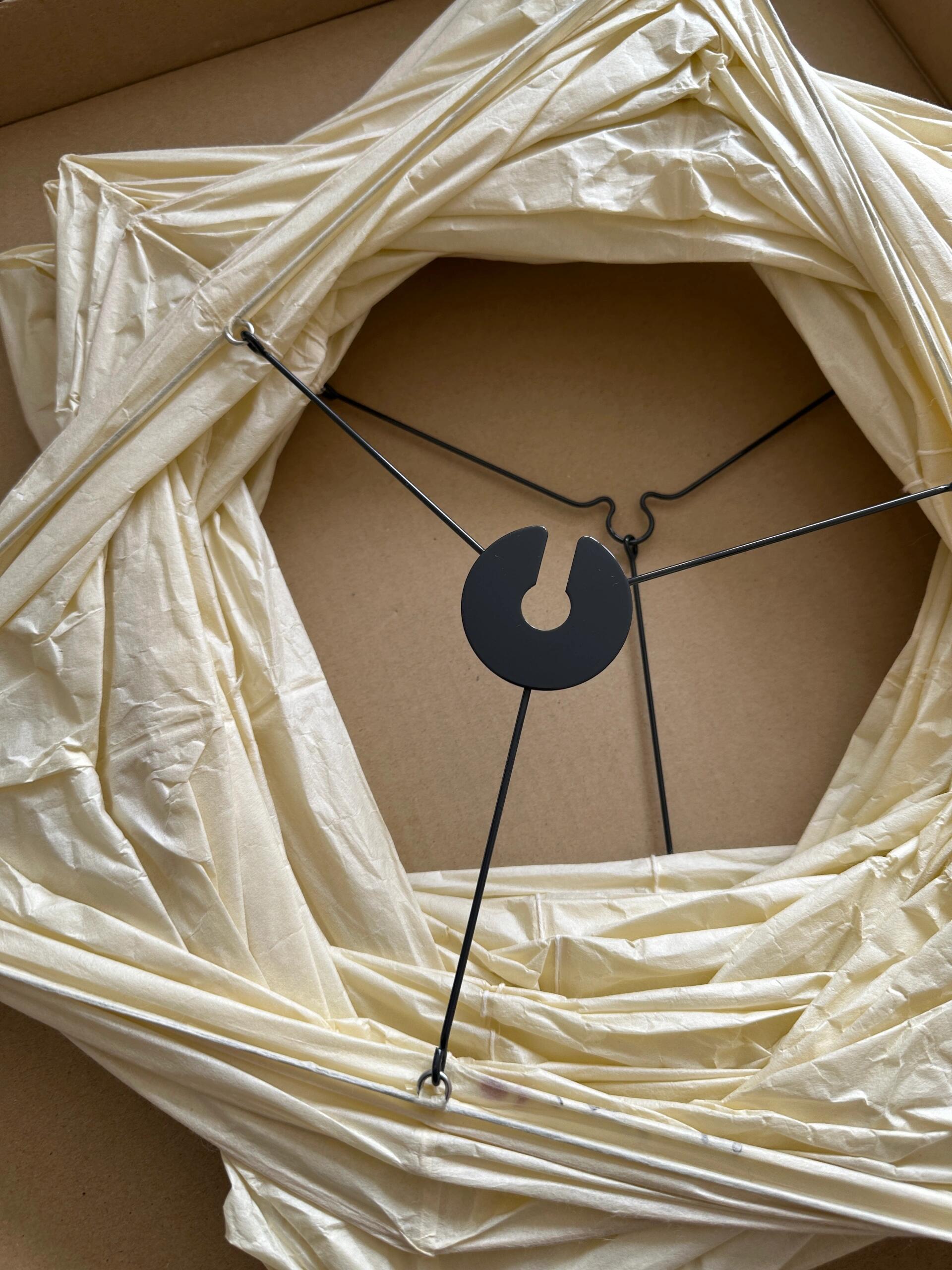 Akari UF4-33N Floor Lamp - Cueteks
