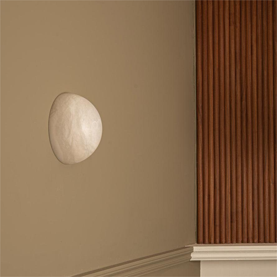 Pebble Alabaster Wall Lamp - Cueteks