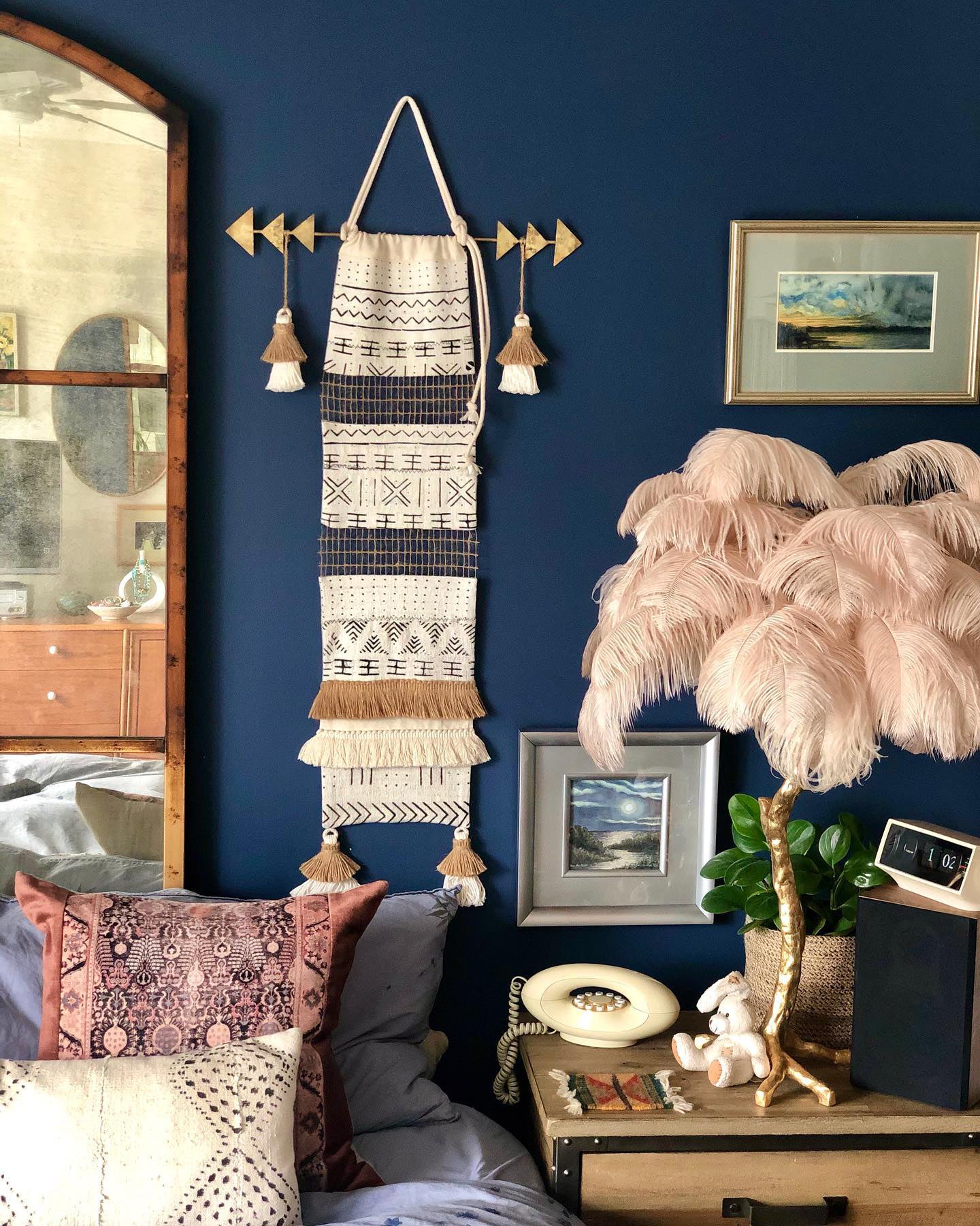 Colorful Ostrich Feather Table Lamp - Cueteks