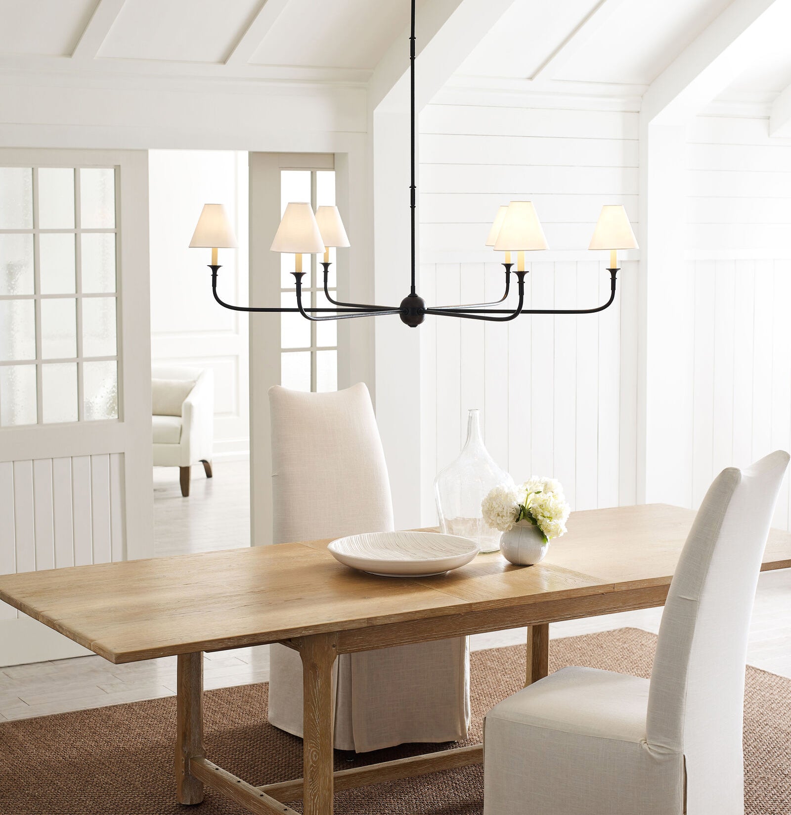 6-Arm Black Metal Chandelier - Cueteks