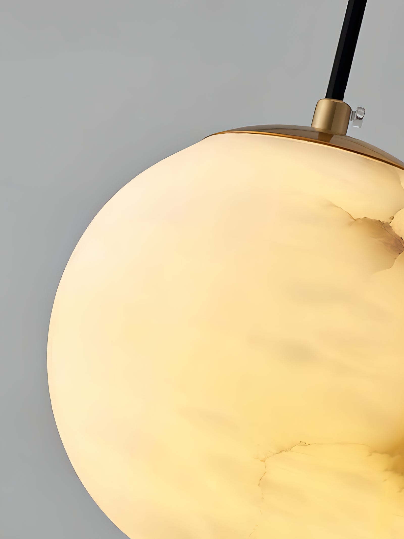 Amber Alabaster Globe Pendant Light - Cueteks