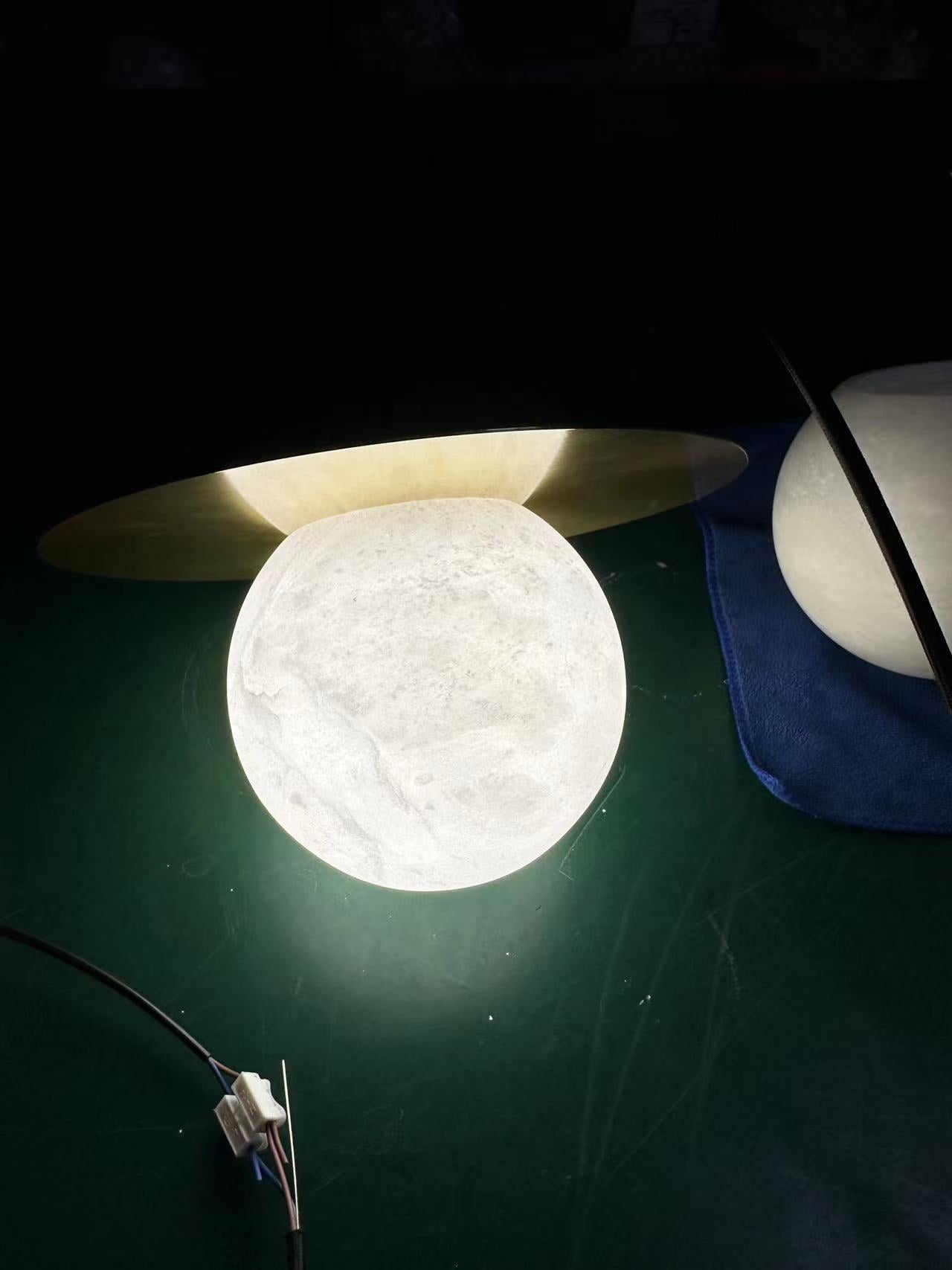 Disc Alabaster Pendant Light - Cueteks