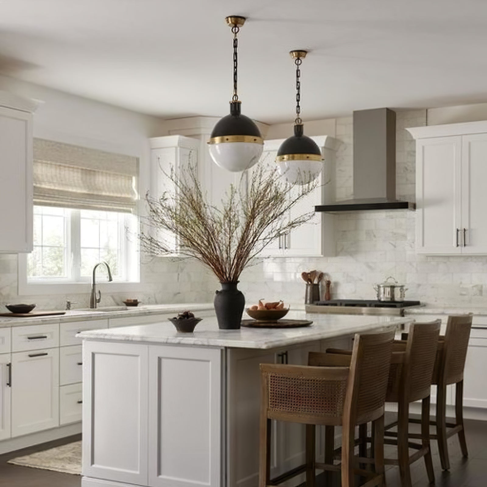 Industrial Globe Hicks Pendant Lamp - Cueteks