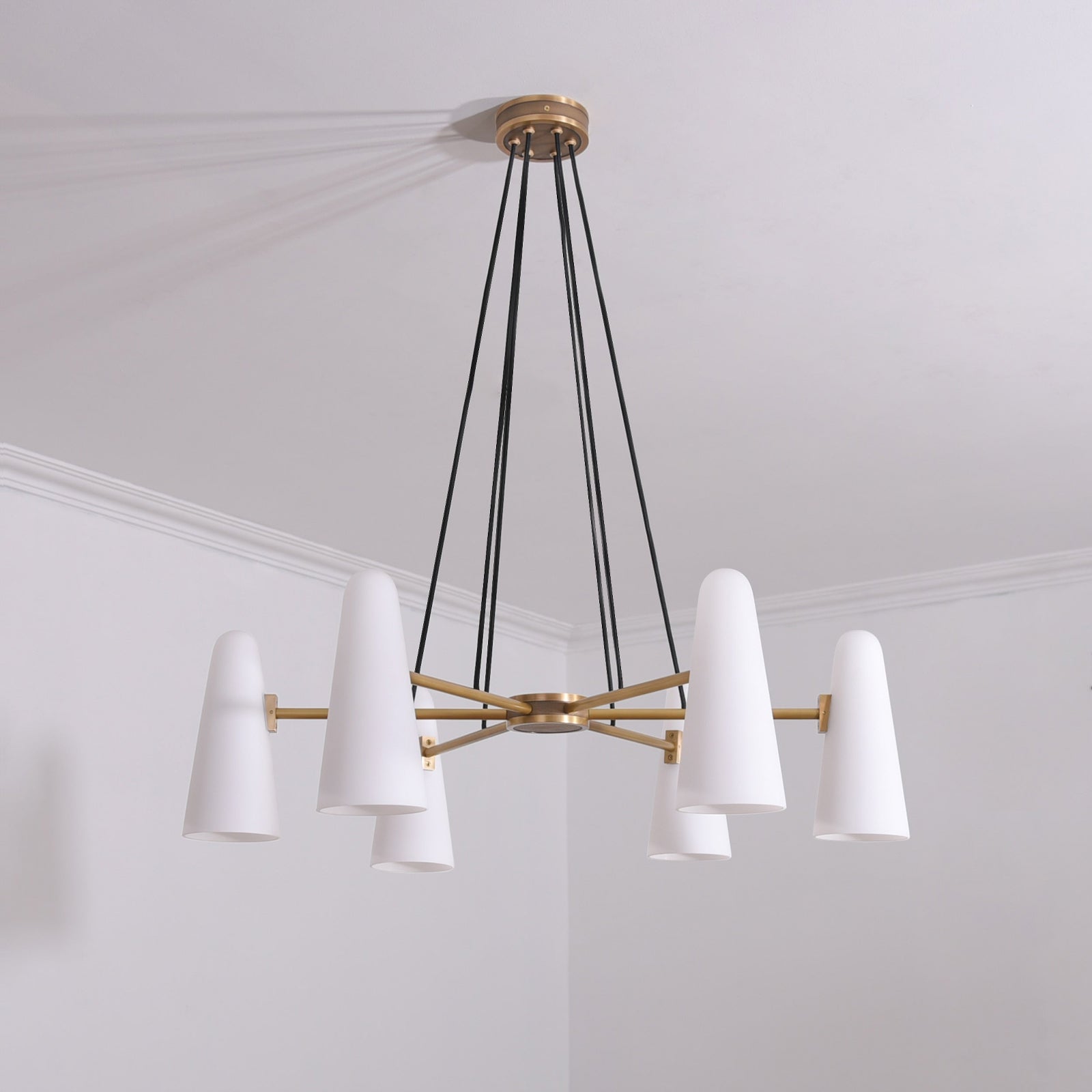 Montfaucon Round Chandelier - Cueteks