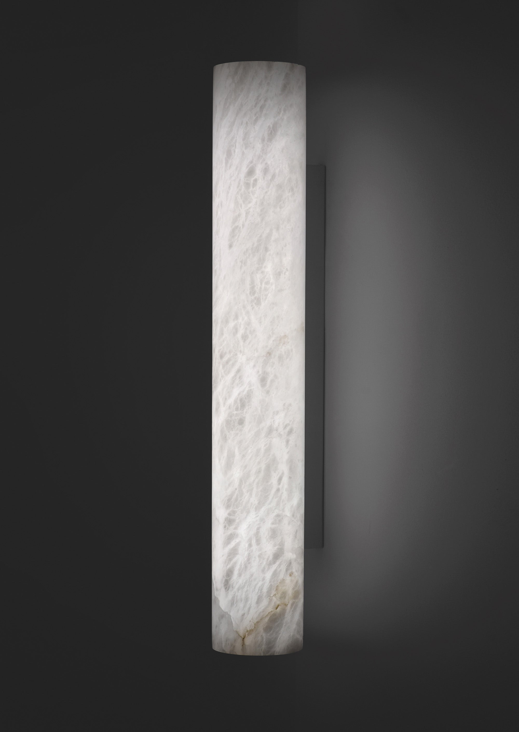 Vertical Alabaster Wall Lamp - Cueteks