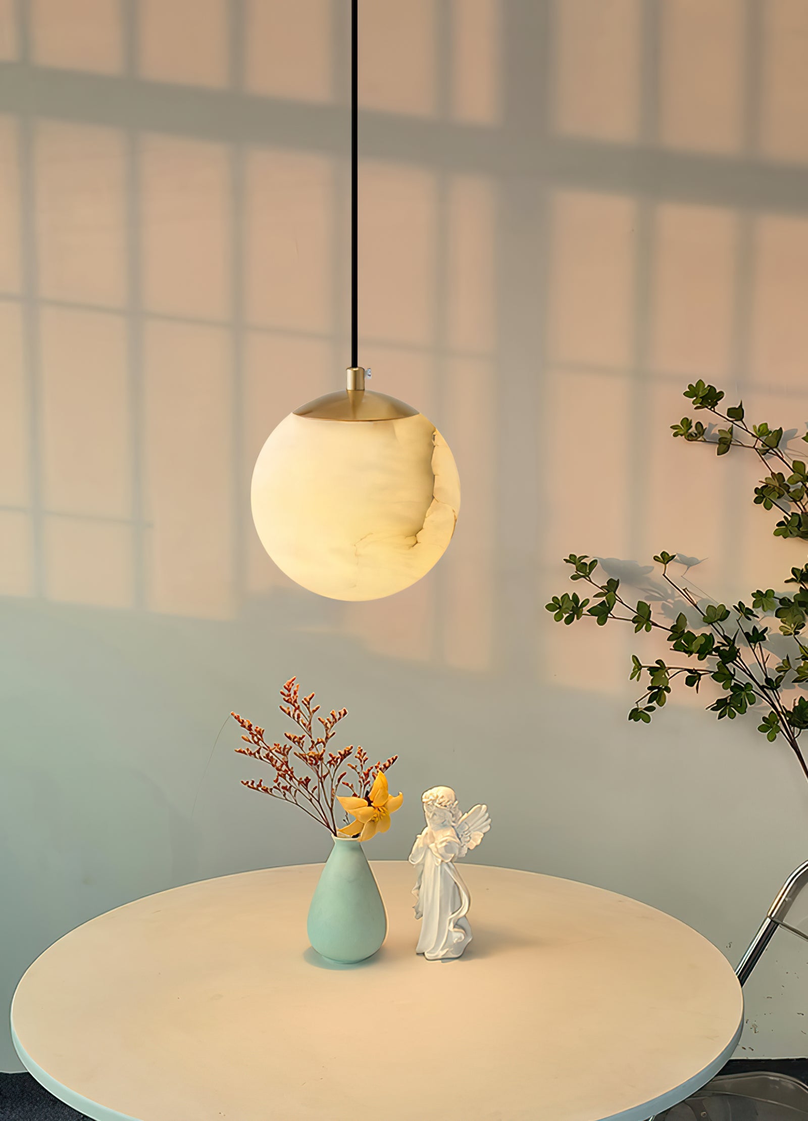Amber Alabaster Globe Pendant Light - Cueteks