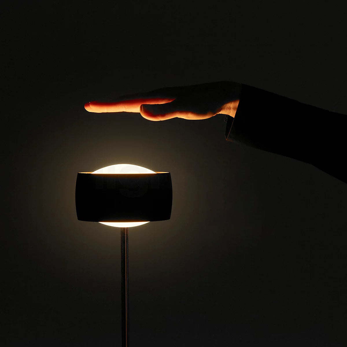 Minimalist Tall Stand Desk Lamp - Cueteks