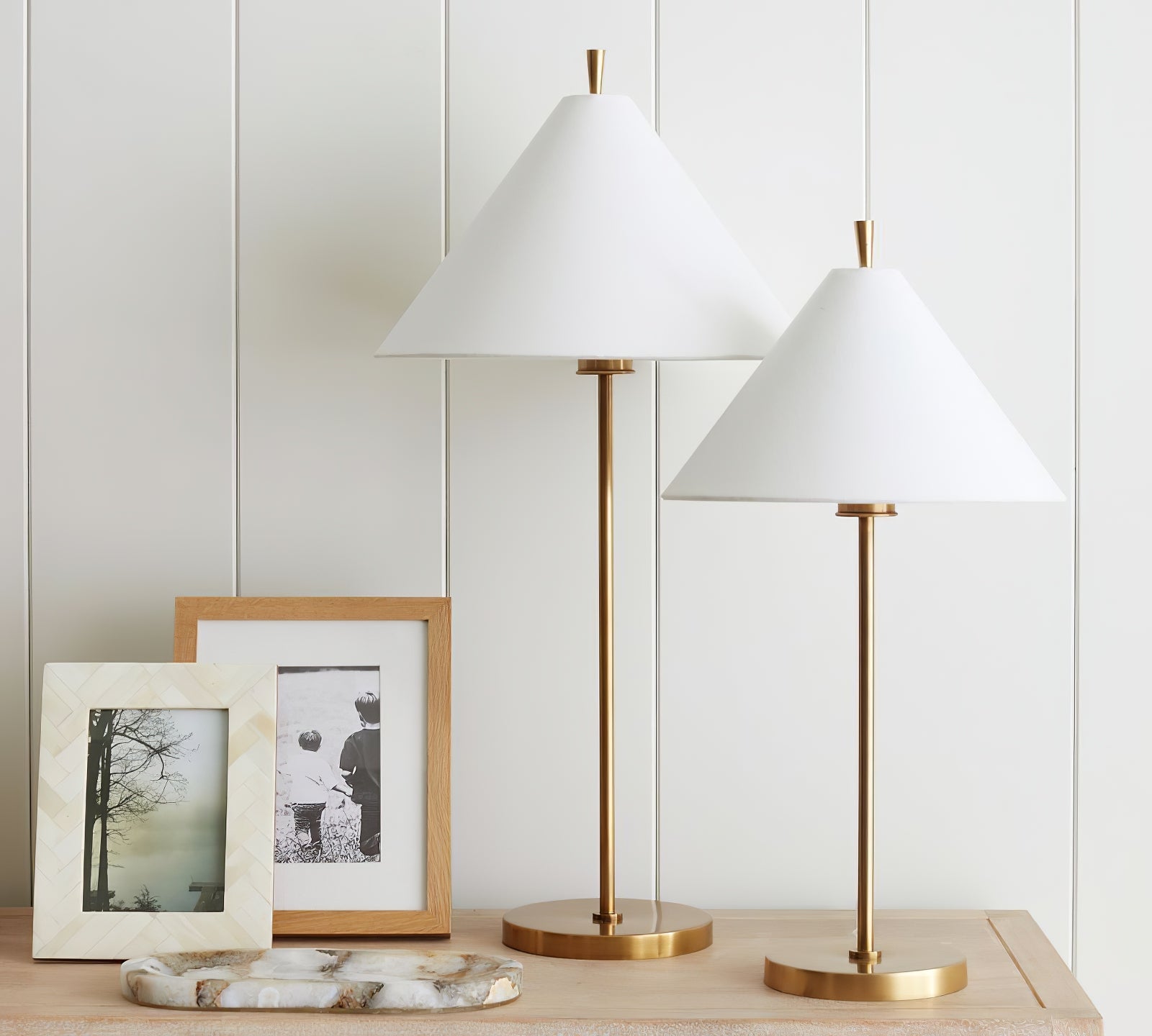 Ellis Simple Table Lamp - Cueteks