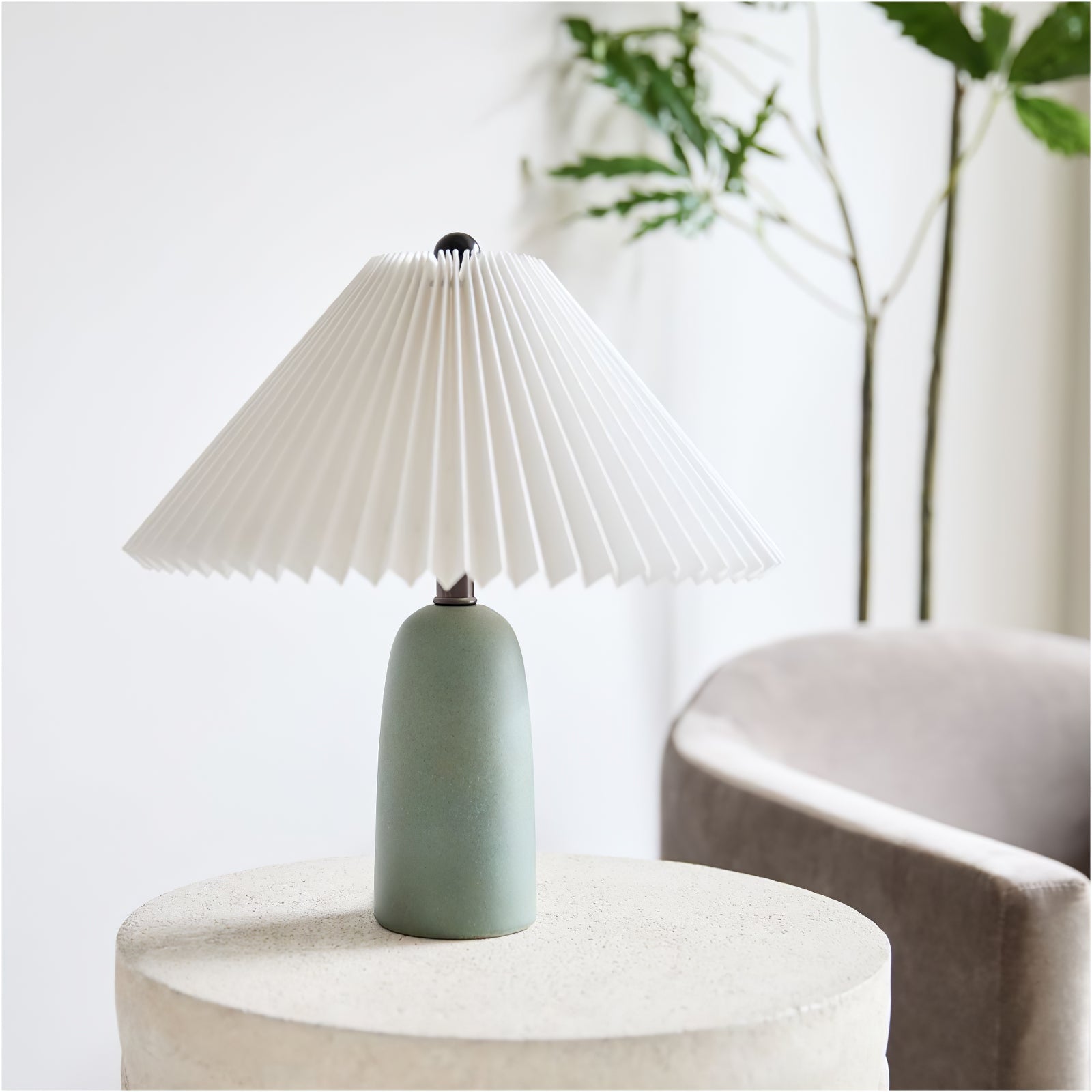 Louis Minimalist Cone Base Table Lamp - Cueteks