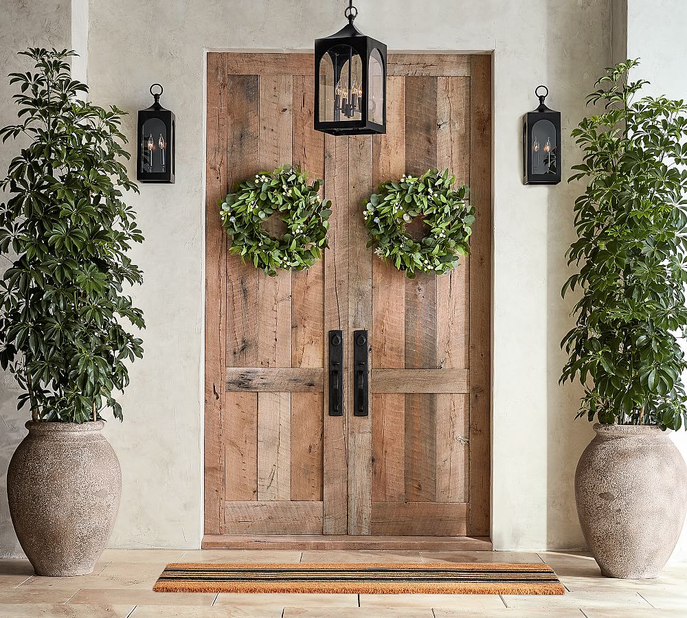 Caleb Vintage-Style Outdoor Lantern Pendant Light - Cueteks