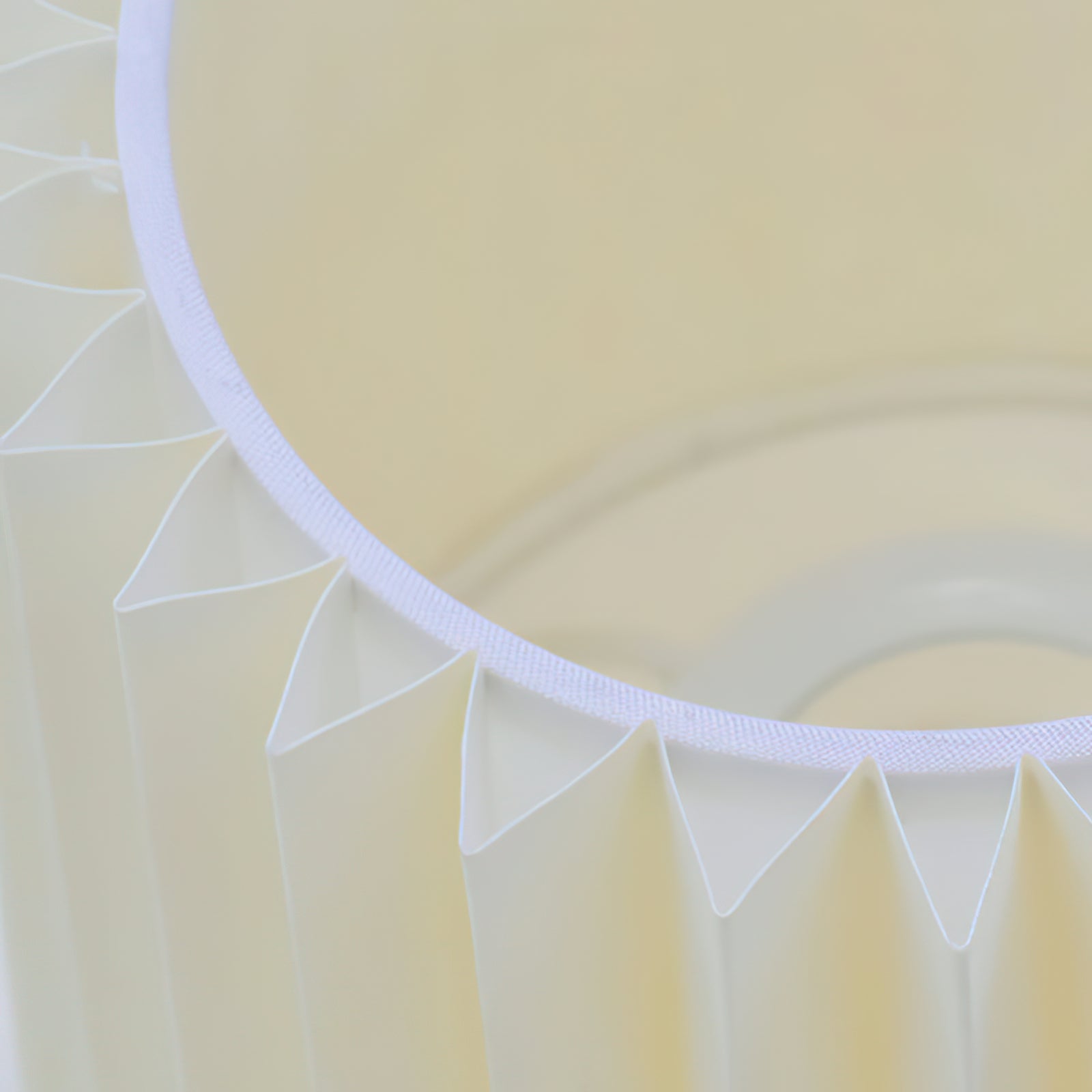 Amber Glow Pleated Shade Table Lamp - Cueteks
