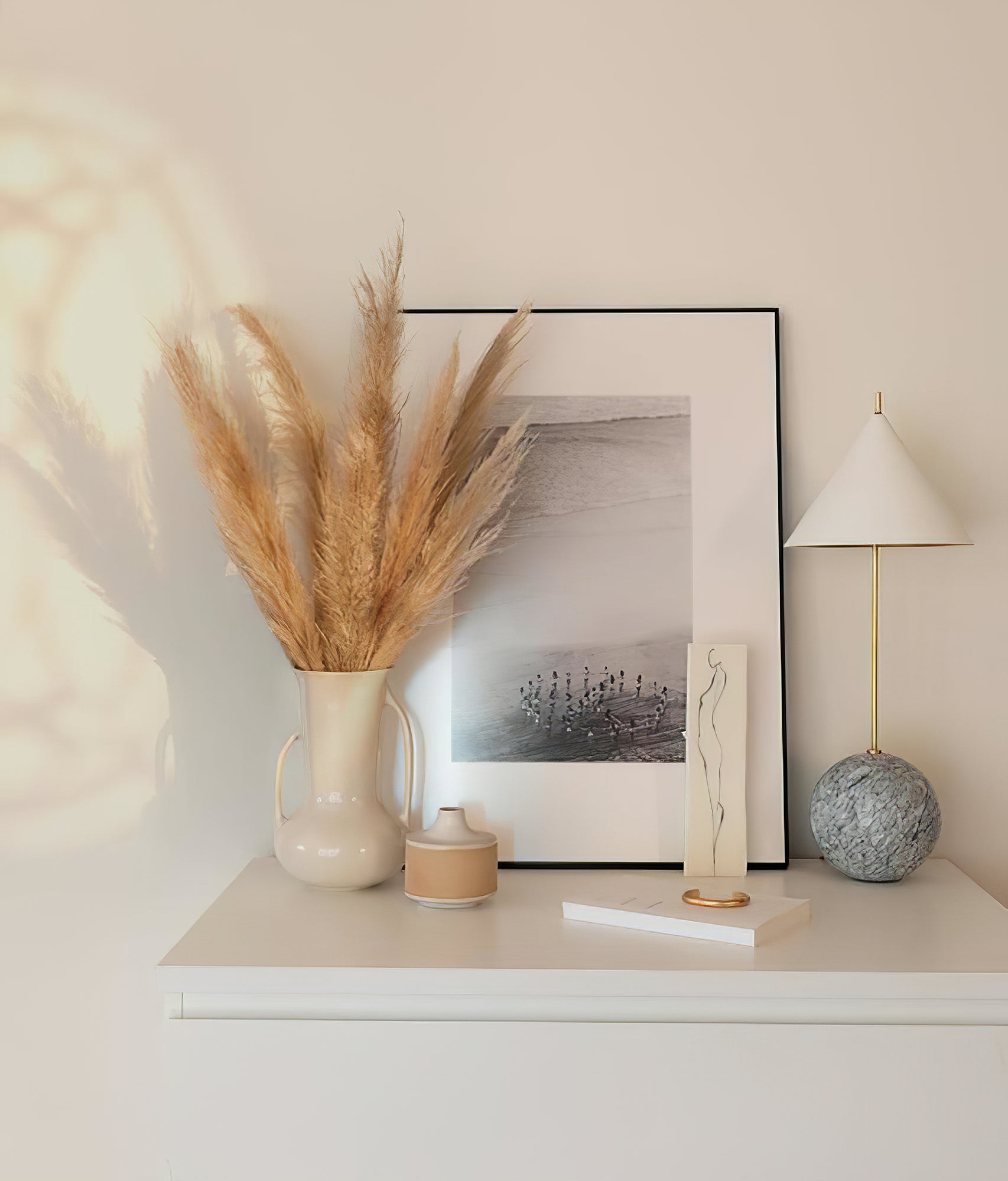 Cleo Orb Base Table Lamp - Cueteks