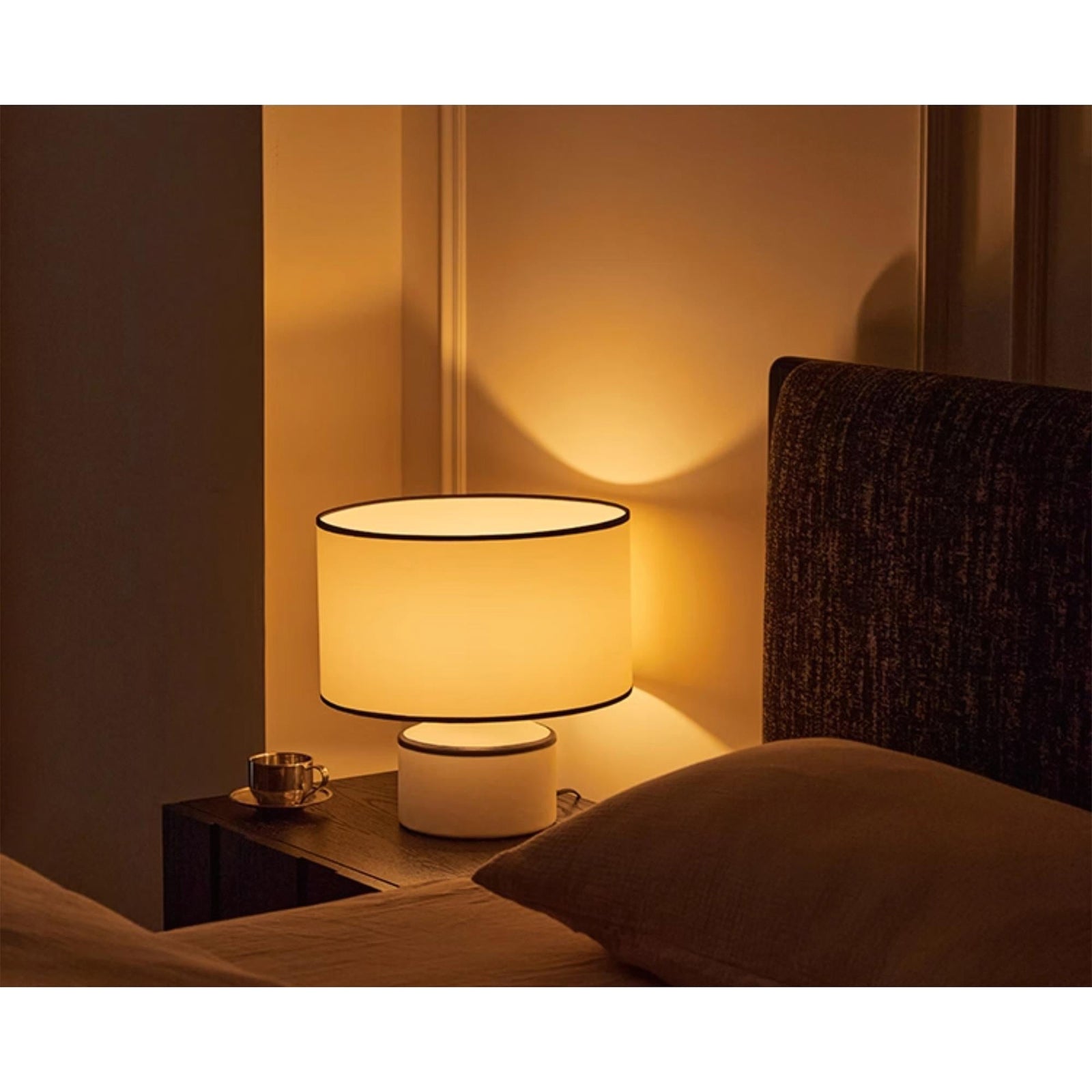 Cyls Minimalist Drum Shade Table Lamp - Cueteks