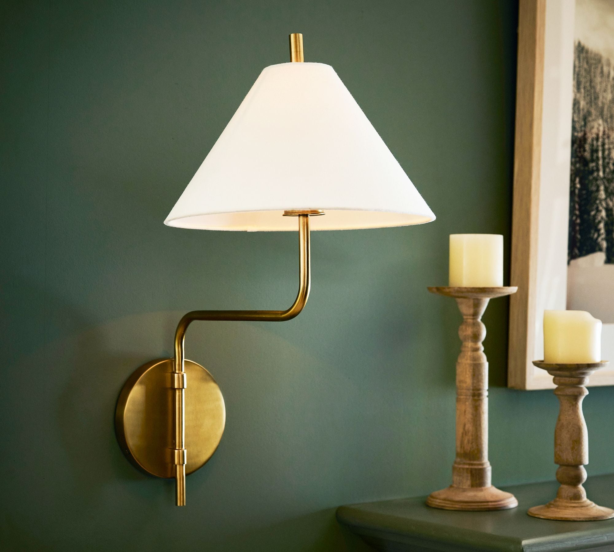Fabric Lampshade Brass Curved Wall Lamp - Cueteks