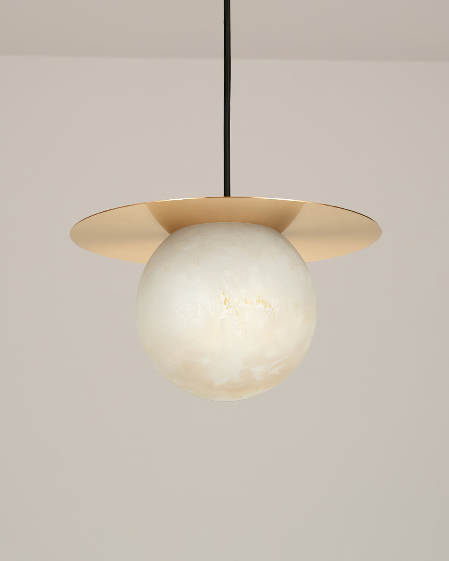 Disc Alabaster Pendant Light - Cueteks
