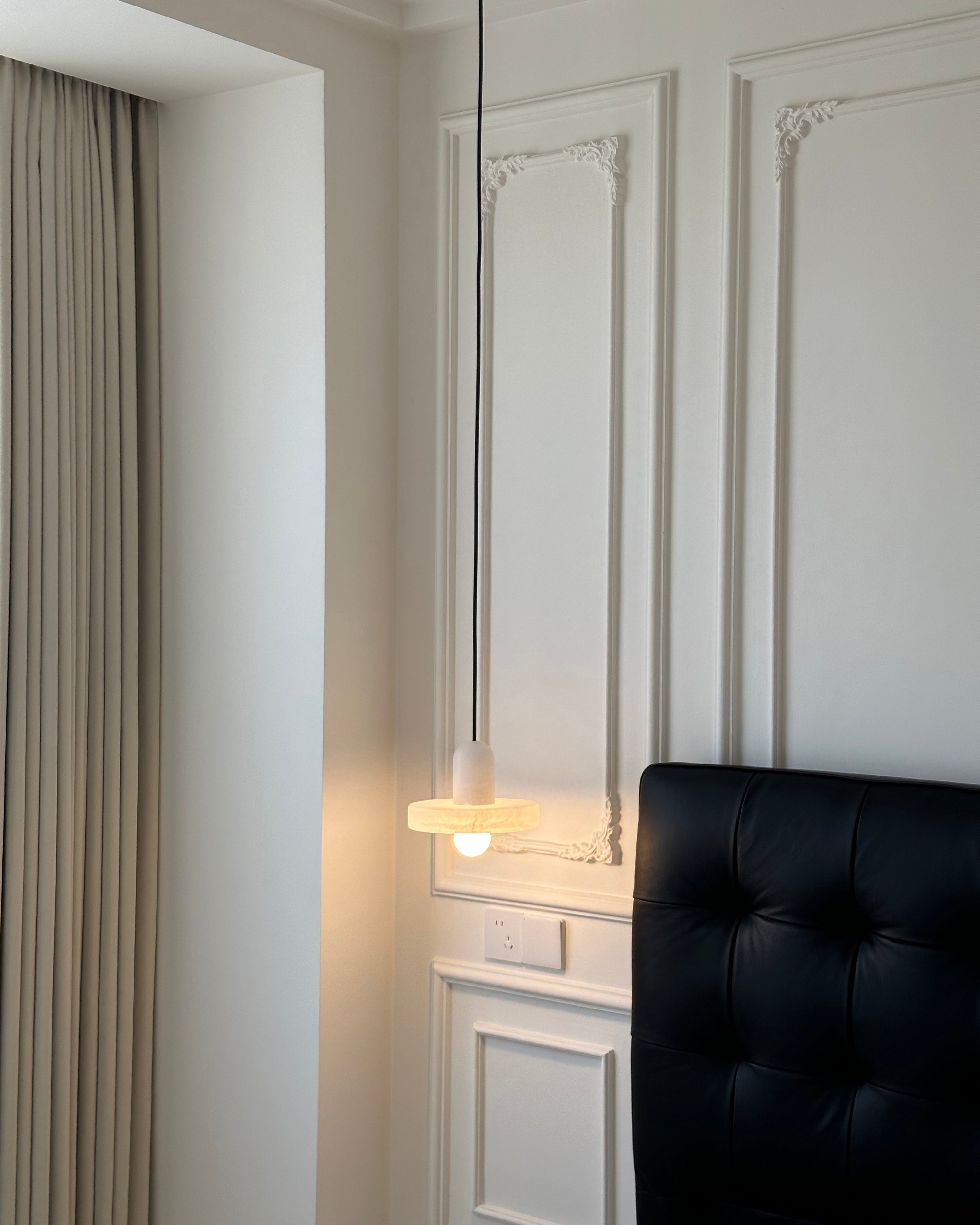 Modern White Marble Pendant Light - Cueteks