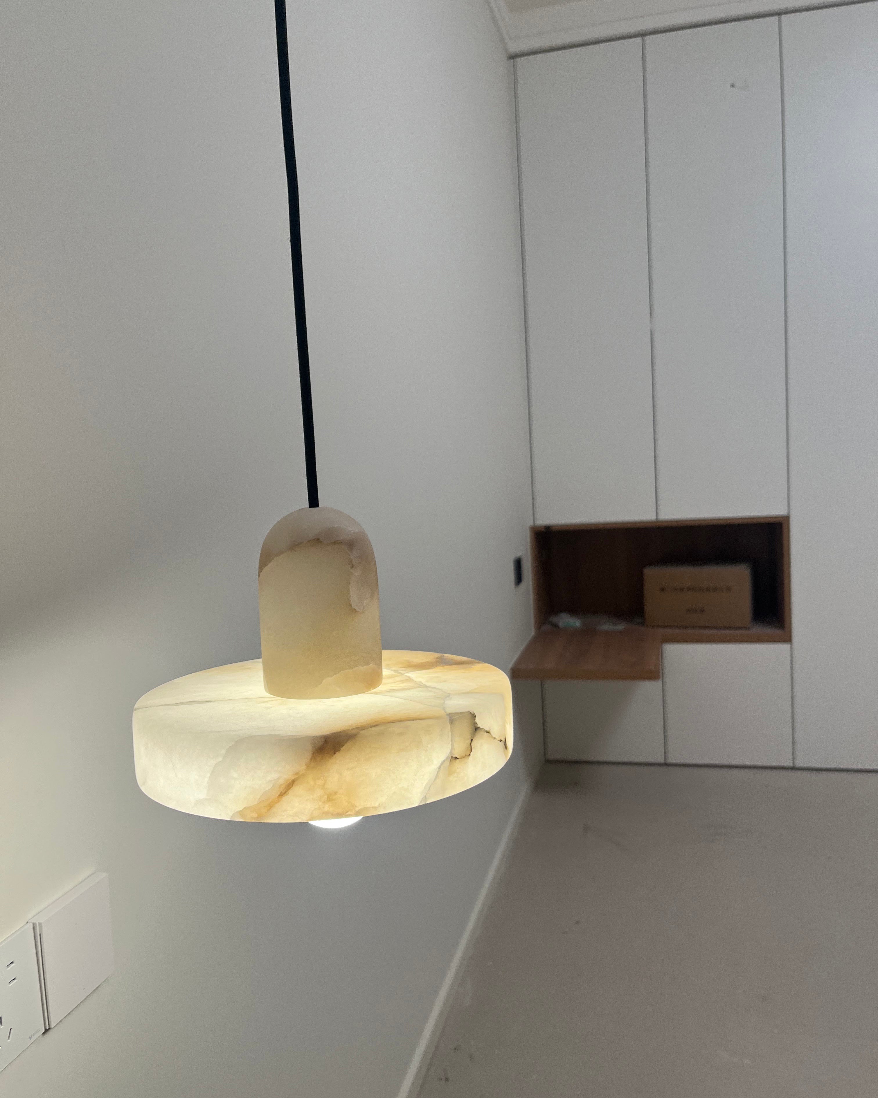 Modern White Marble Pendant Light - Cueteks