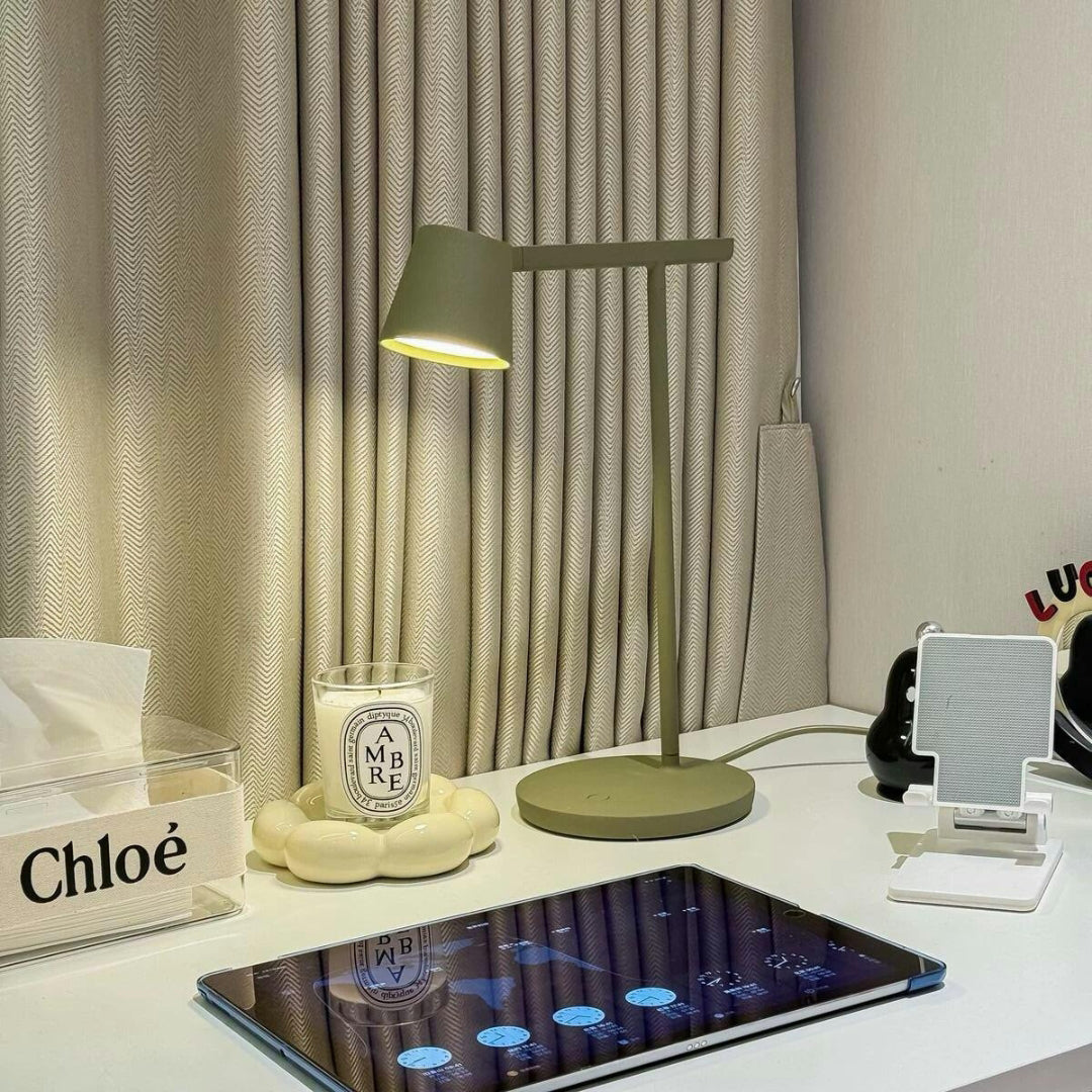 Tip Table Lamp - Cueteks