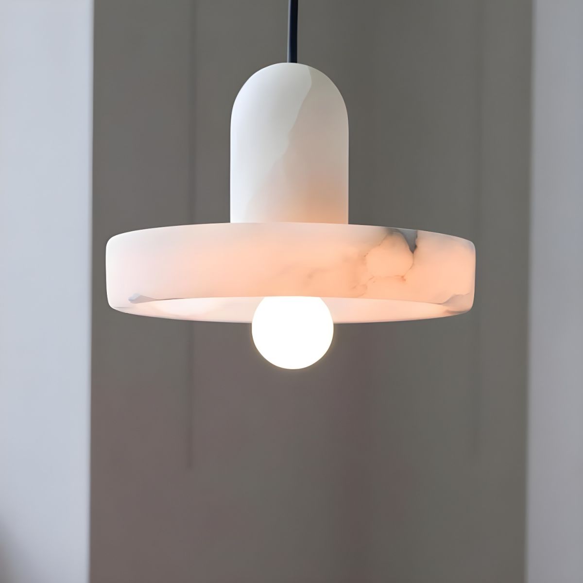 Modern White Marble Pendant Light - Cueteks