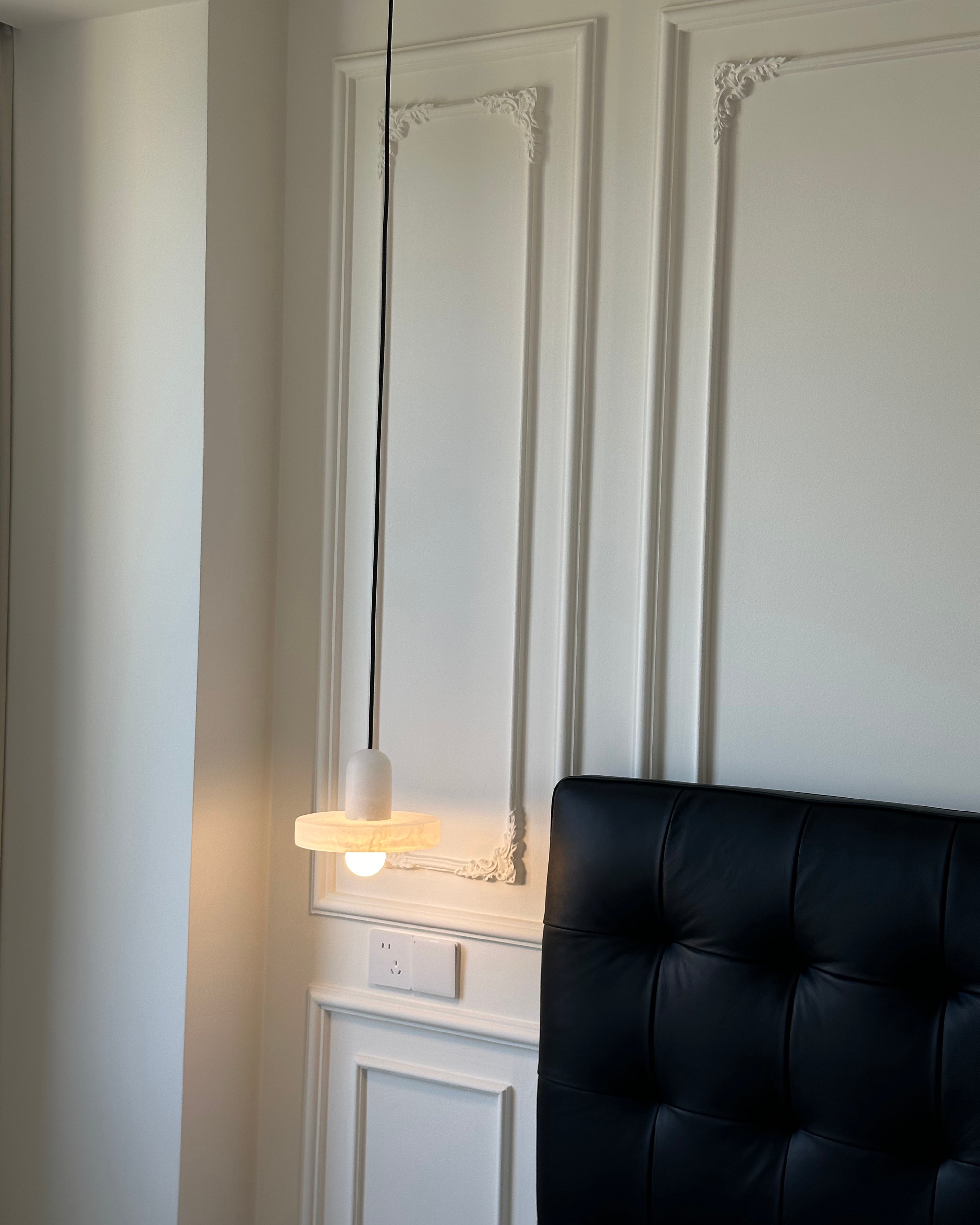 Modern White Marble Pendant Light - Cueteks