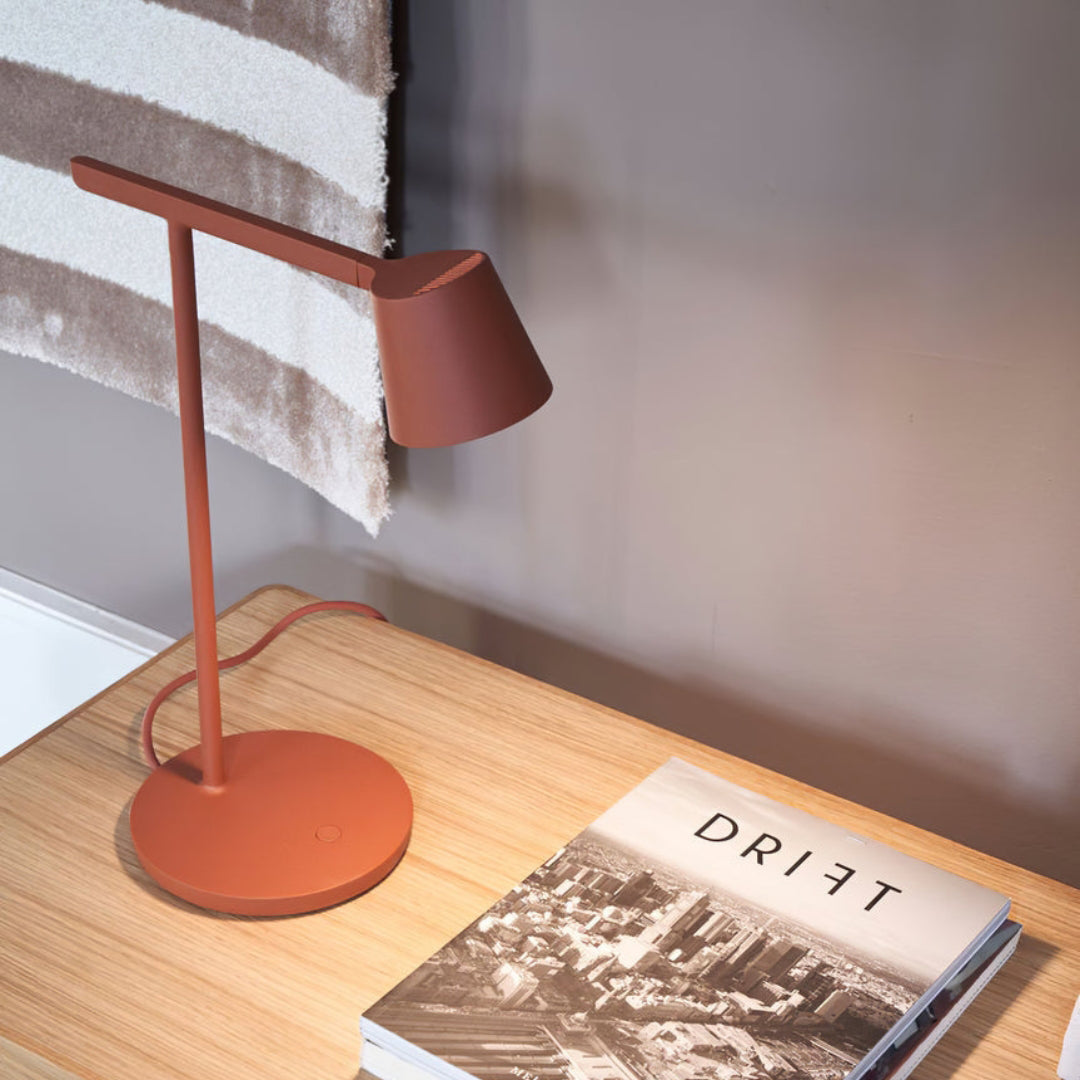 Tip Table Lamp - Cueteks