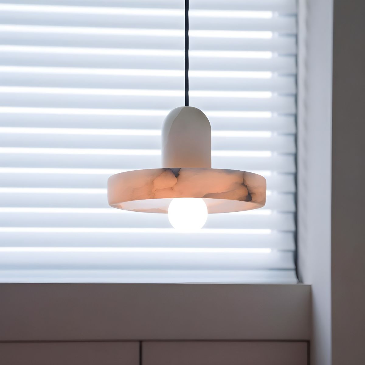 Modern White Marble Pendant Light - Cueteks