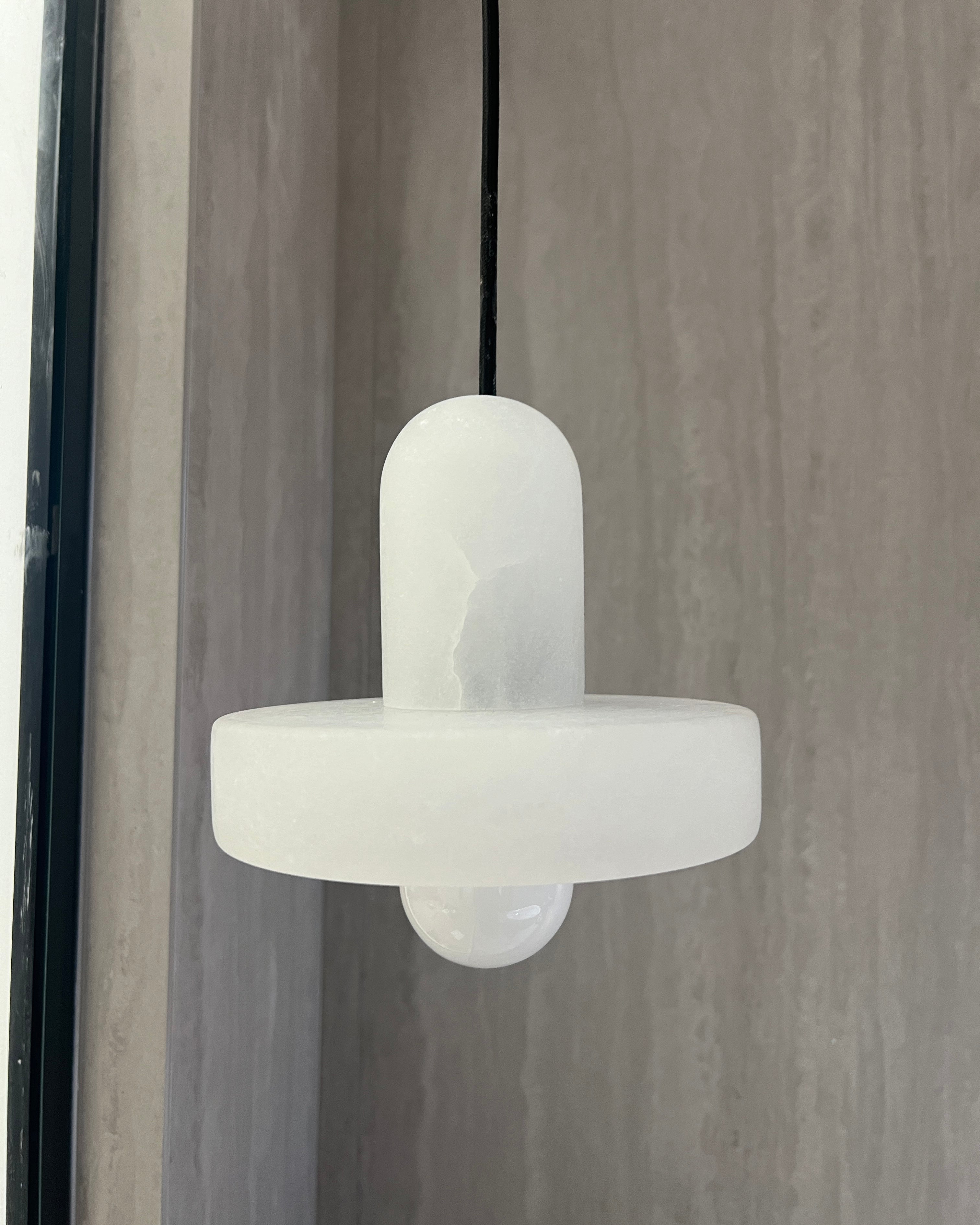 Modern White Marble Pendant Light - Cueteks