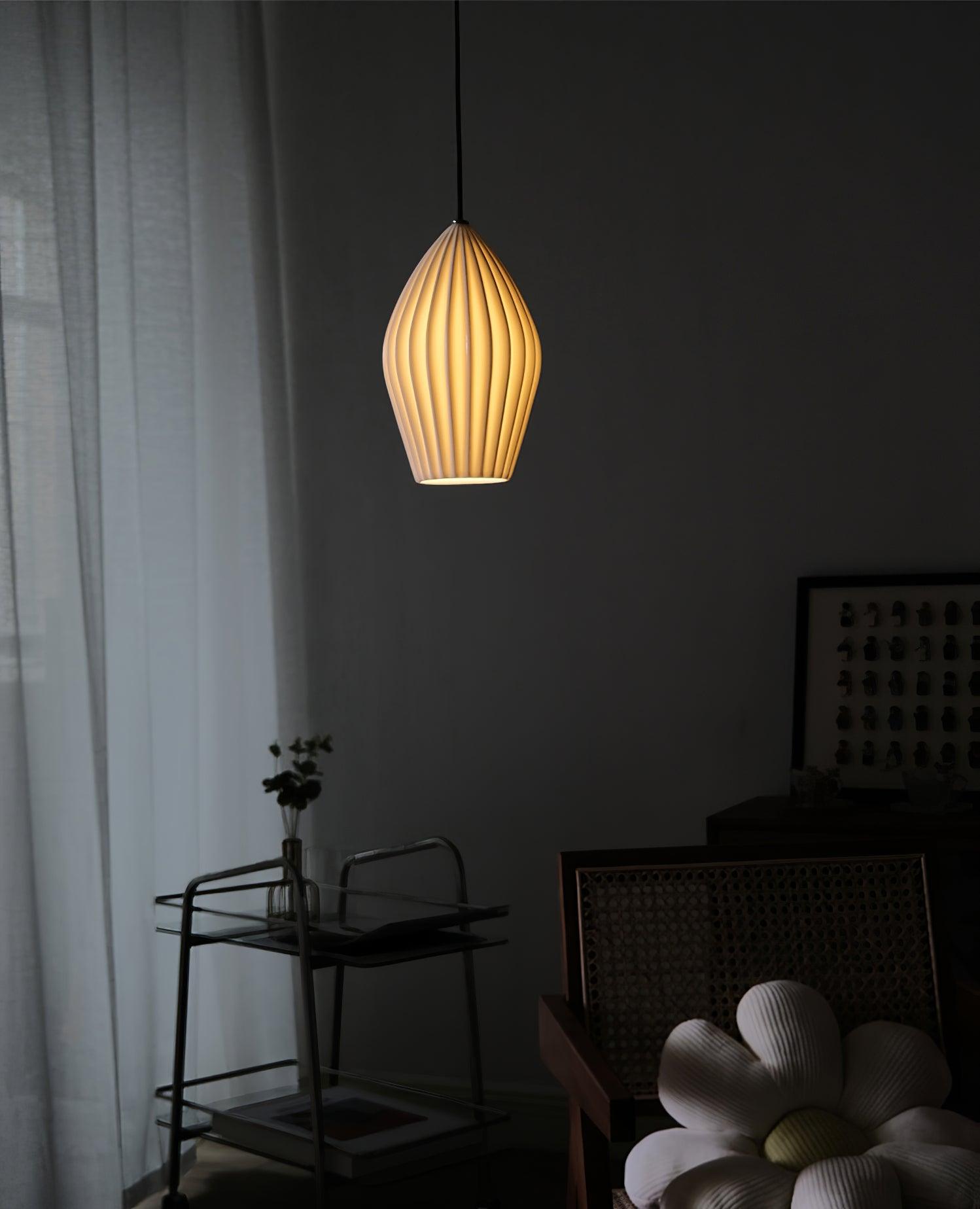 Ceramic Ribbed Pendant light - Cueteks