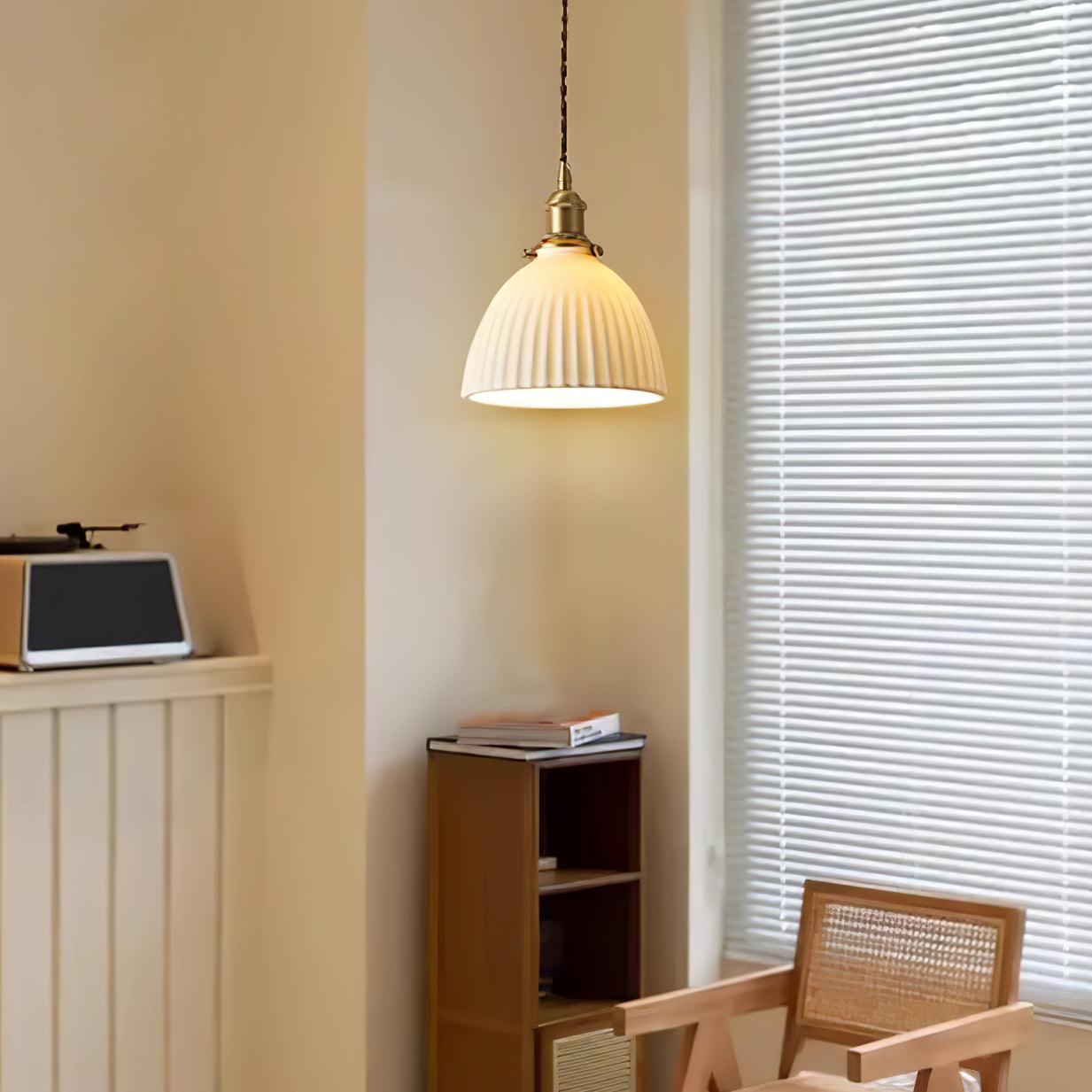 Brass Pleated Ceramic Pendant Lamp - Cueteks