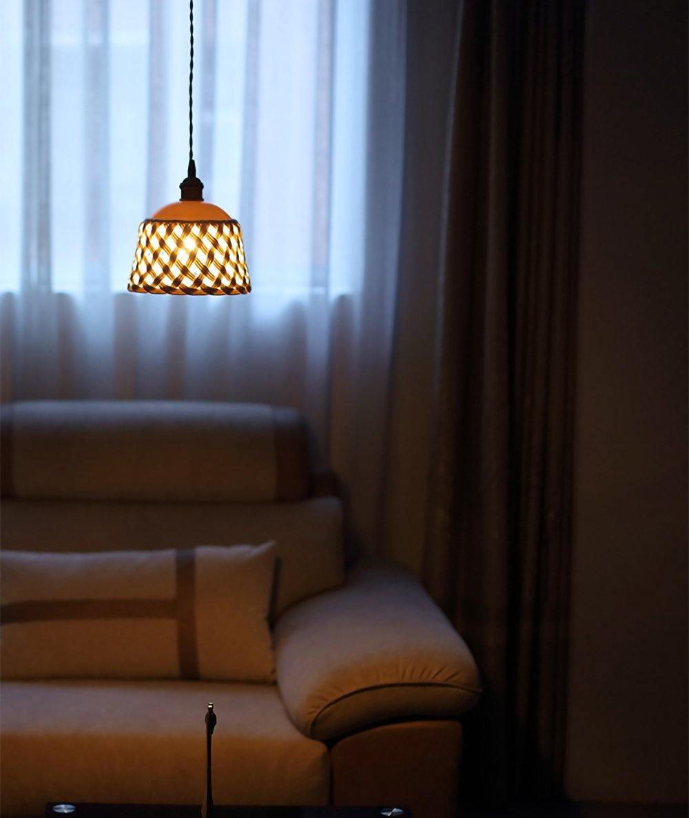 Openwork Ceramic Pendant Lamp - Cueteks
