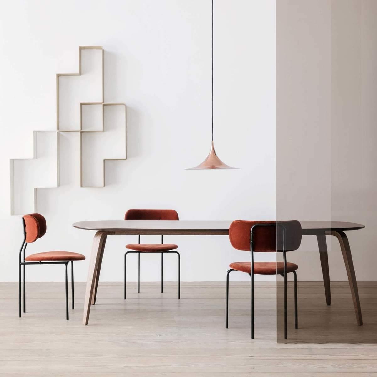 Semi flared metal pendant light