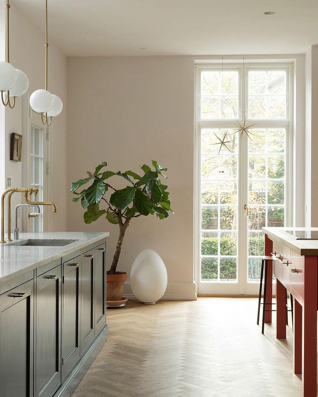 Angle Pendant Light - Cueteks